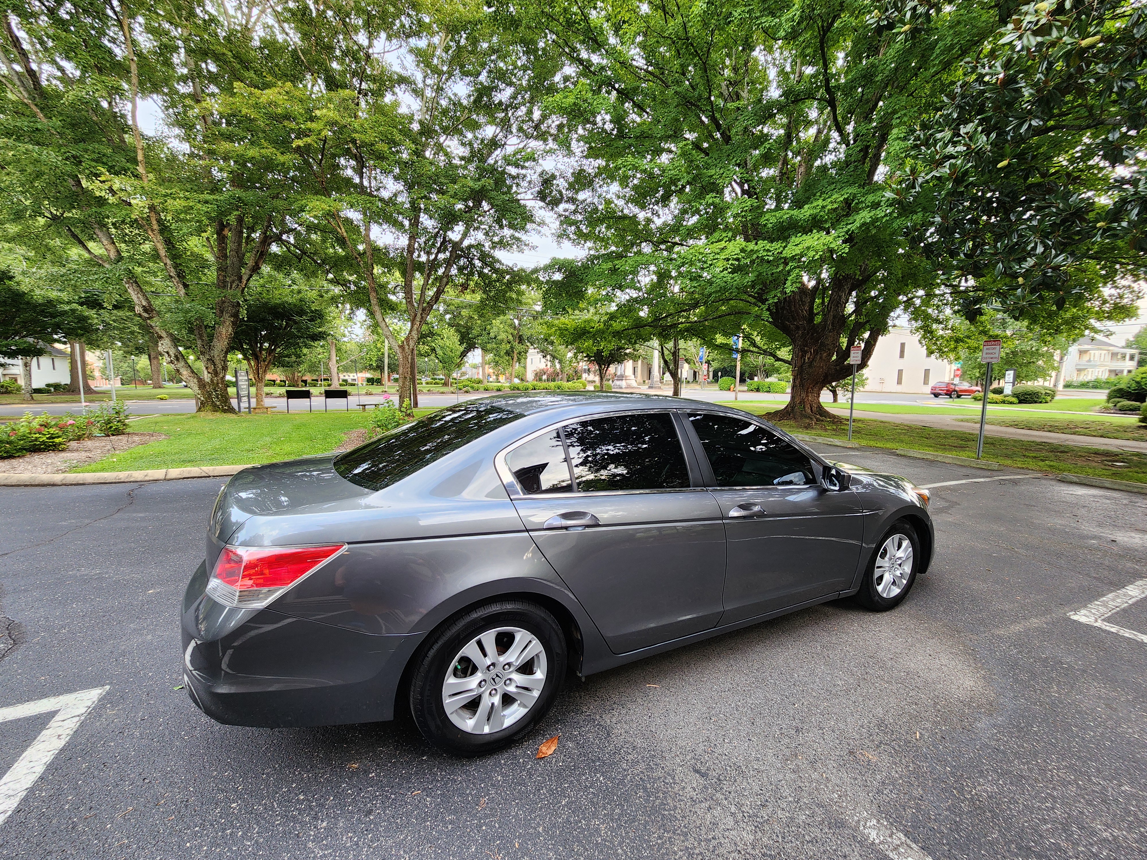 2009 Honda Accord thumbnail 29