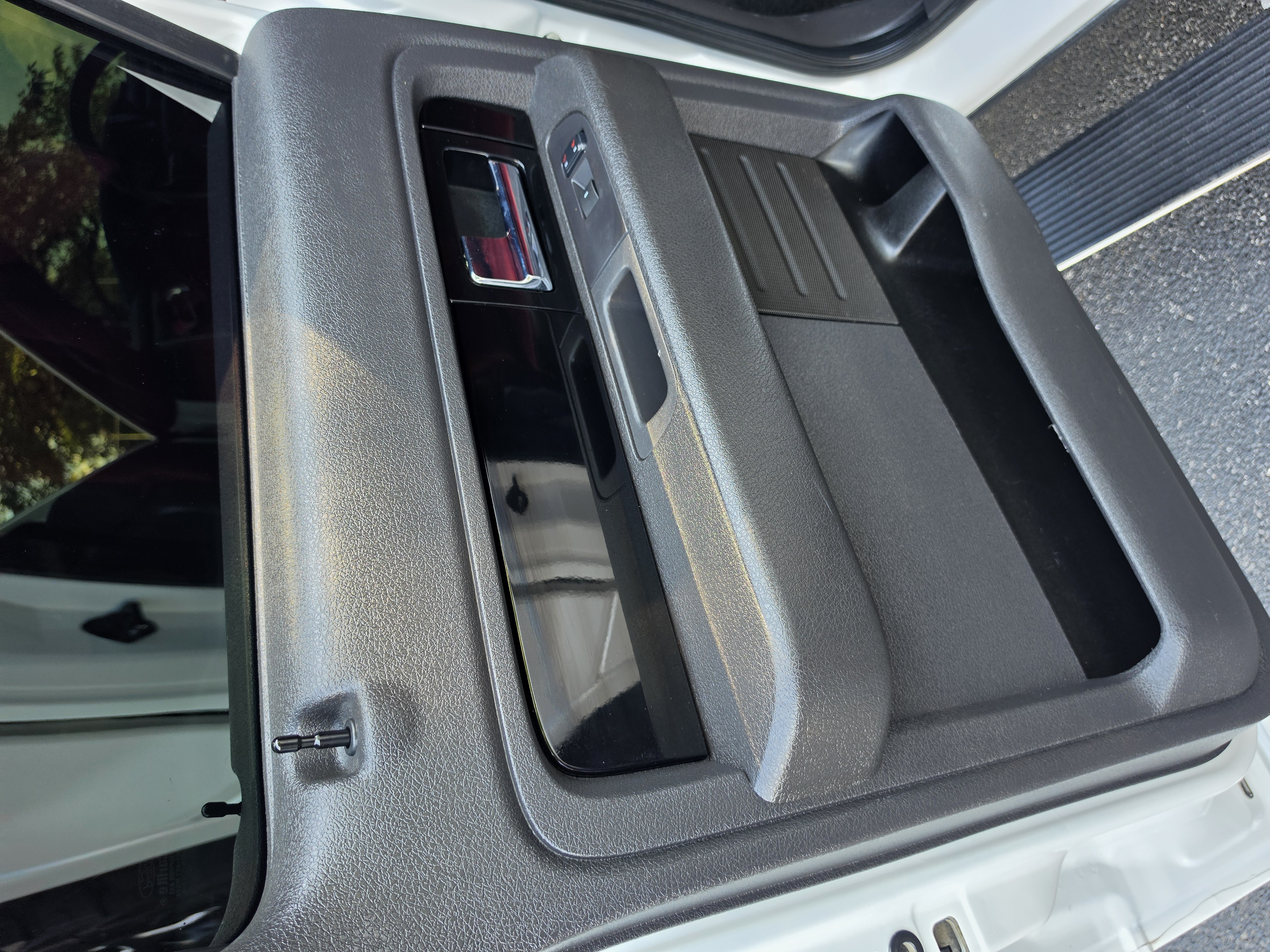 2013 Ford F150 thumbnail 12