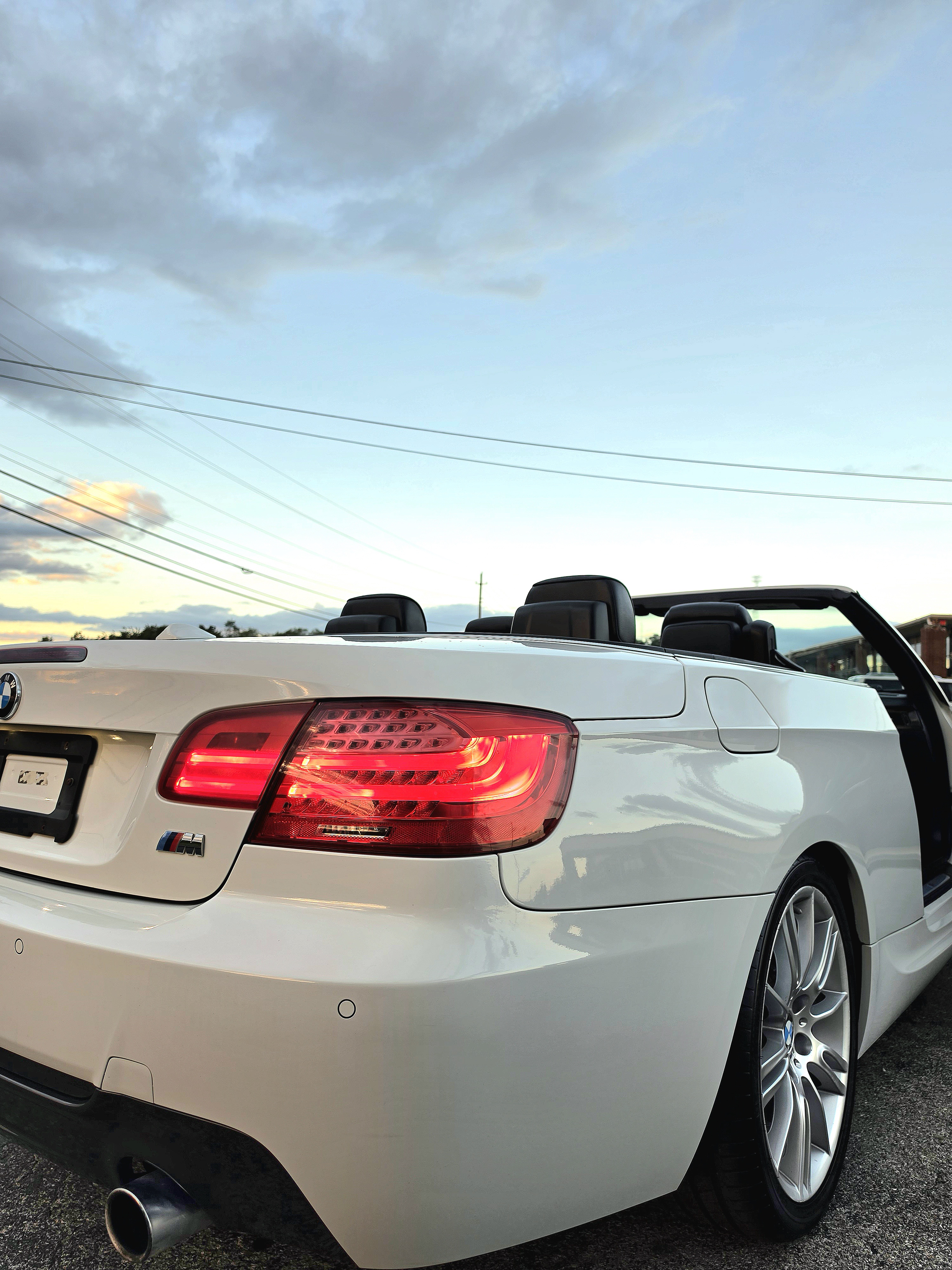 2013 BMW 3 Series thumbnail 28