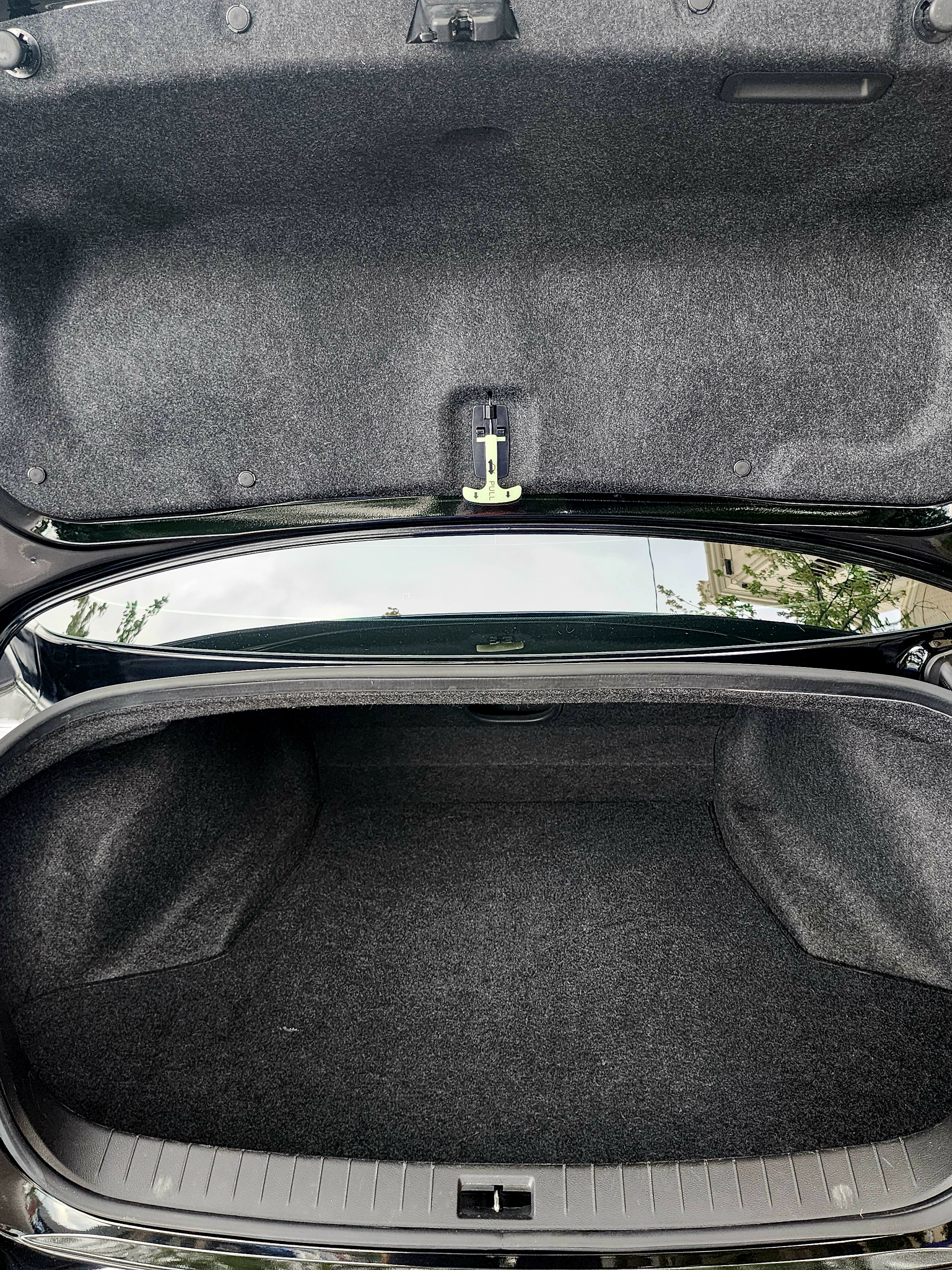 2015 Infiniti Q50S thumbnail 15