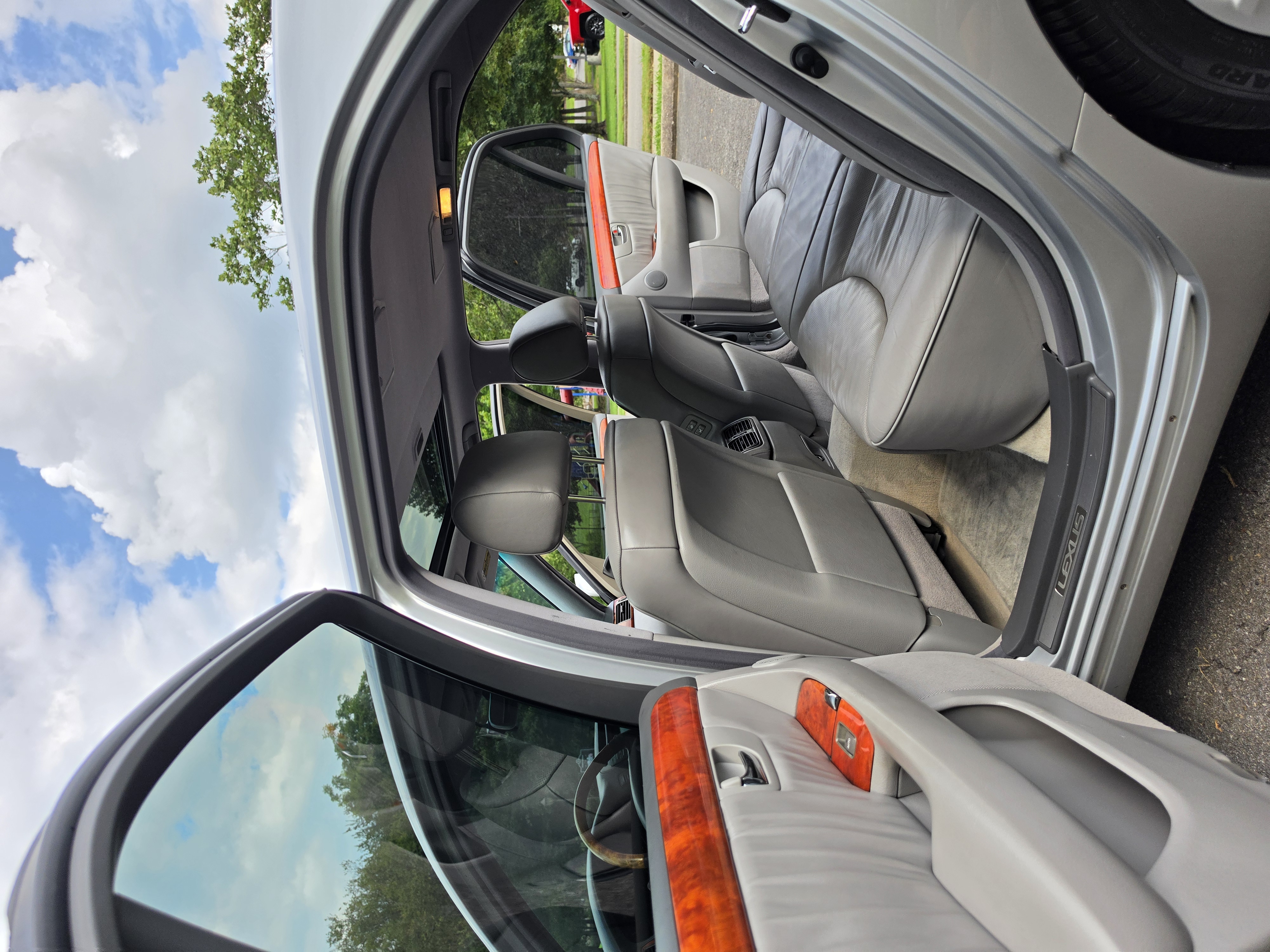 2006 Lexus LS thumbnail 31