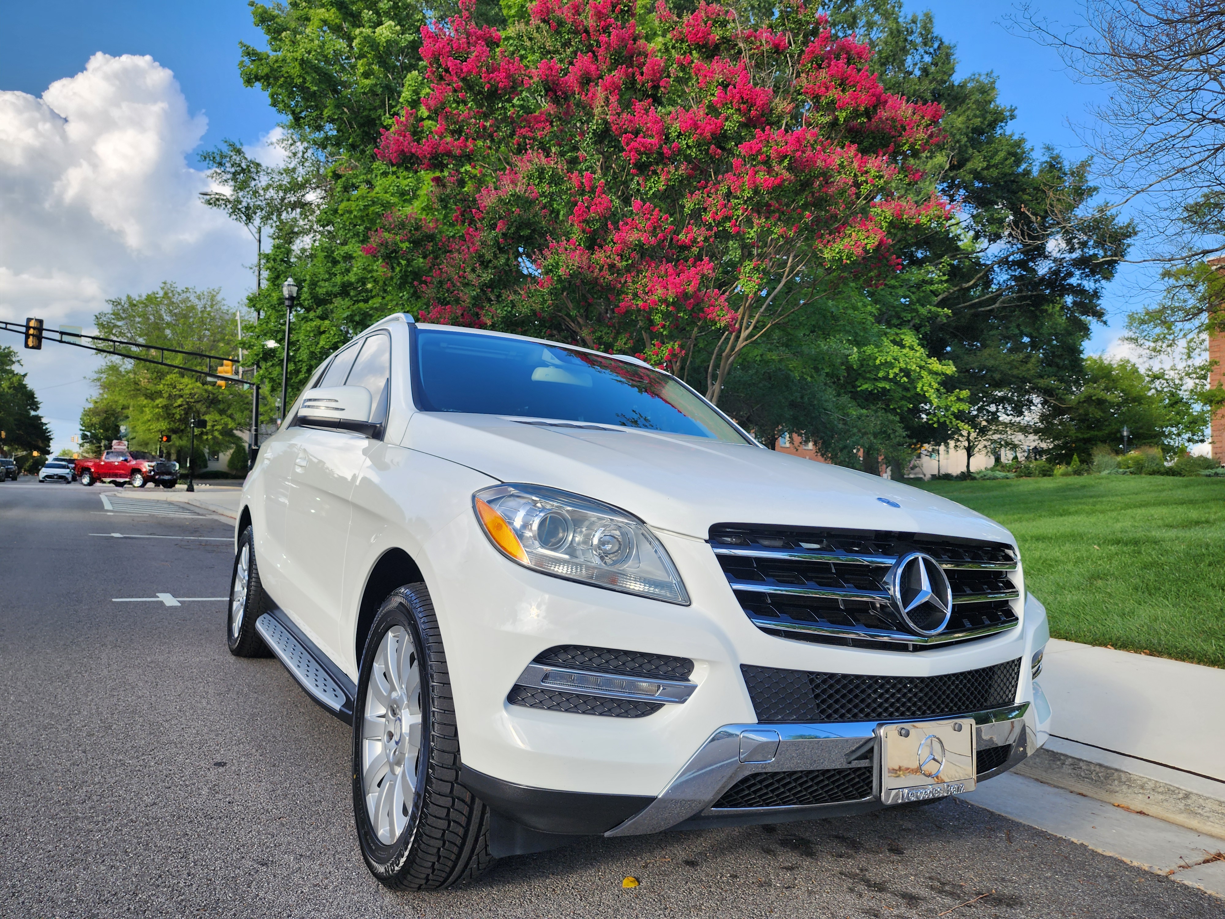 2014 Mercedes-Benz M-Class thumbnail 2