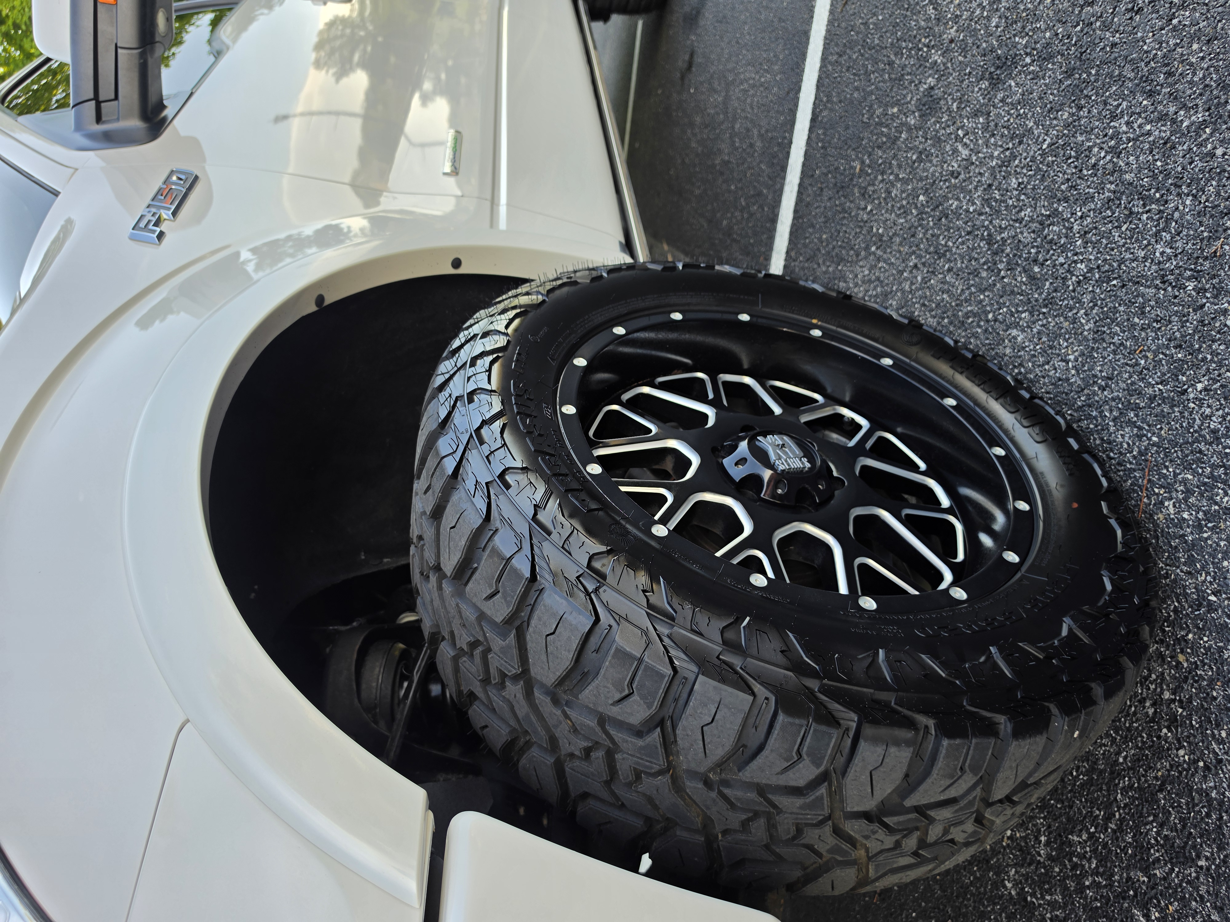 2013 Ford F150 thumbnail 9