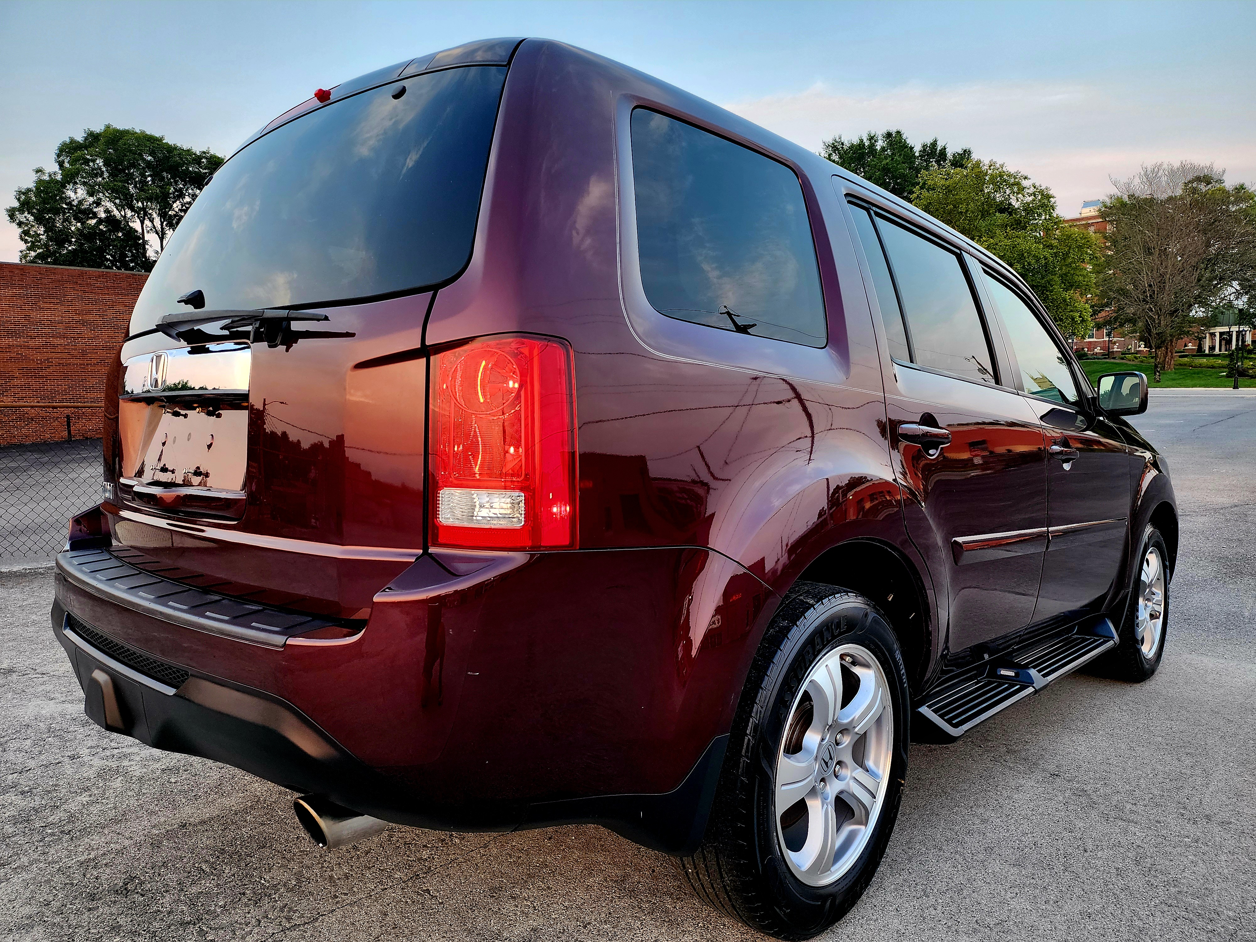 2014 Honda Pilot thumbnail 2