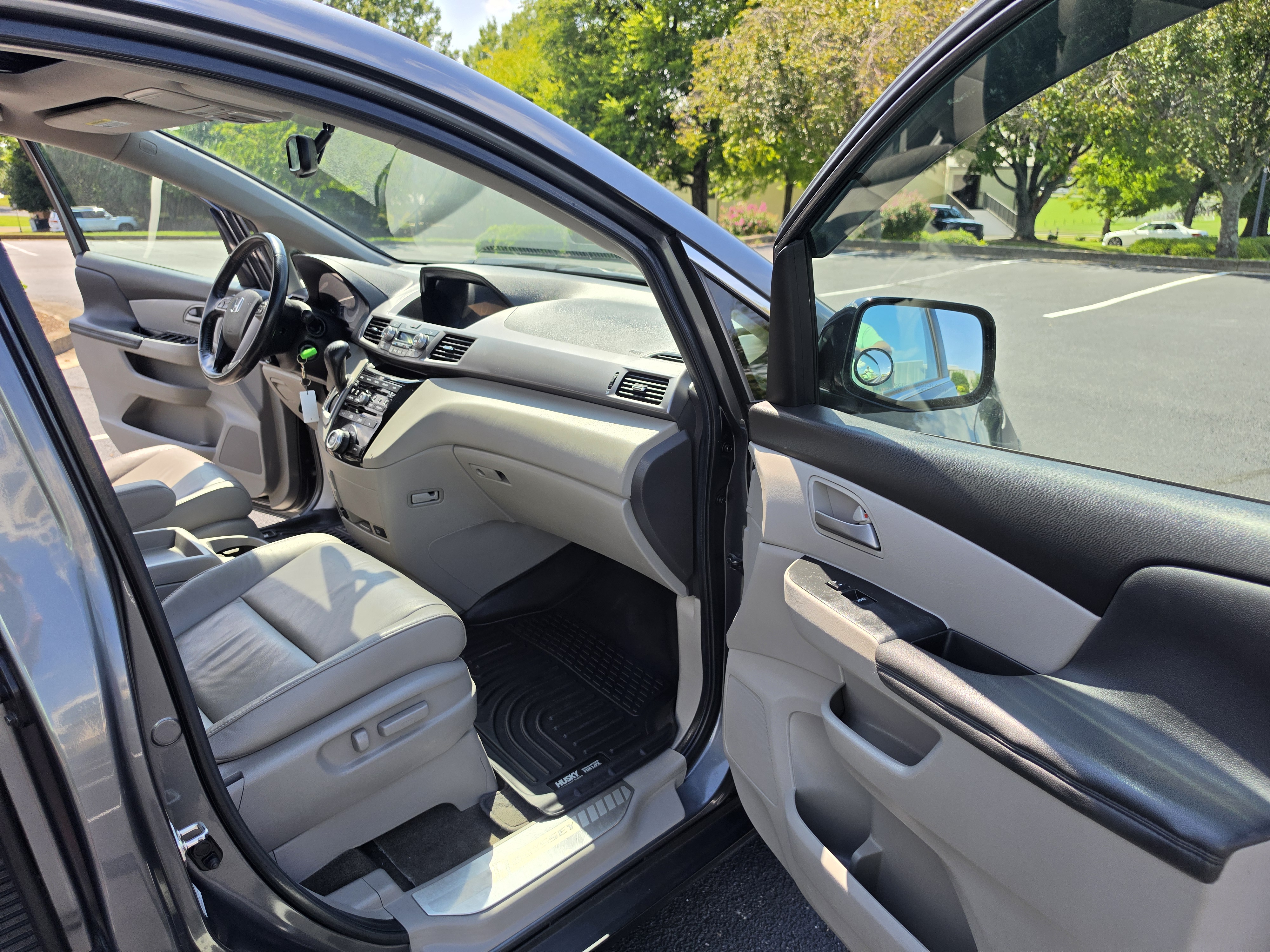 2013 Honda Odyssey thumbnail 35