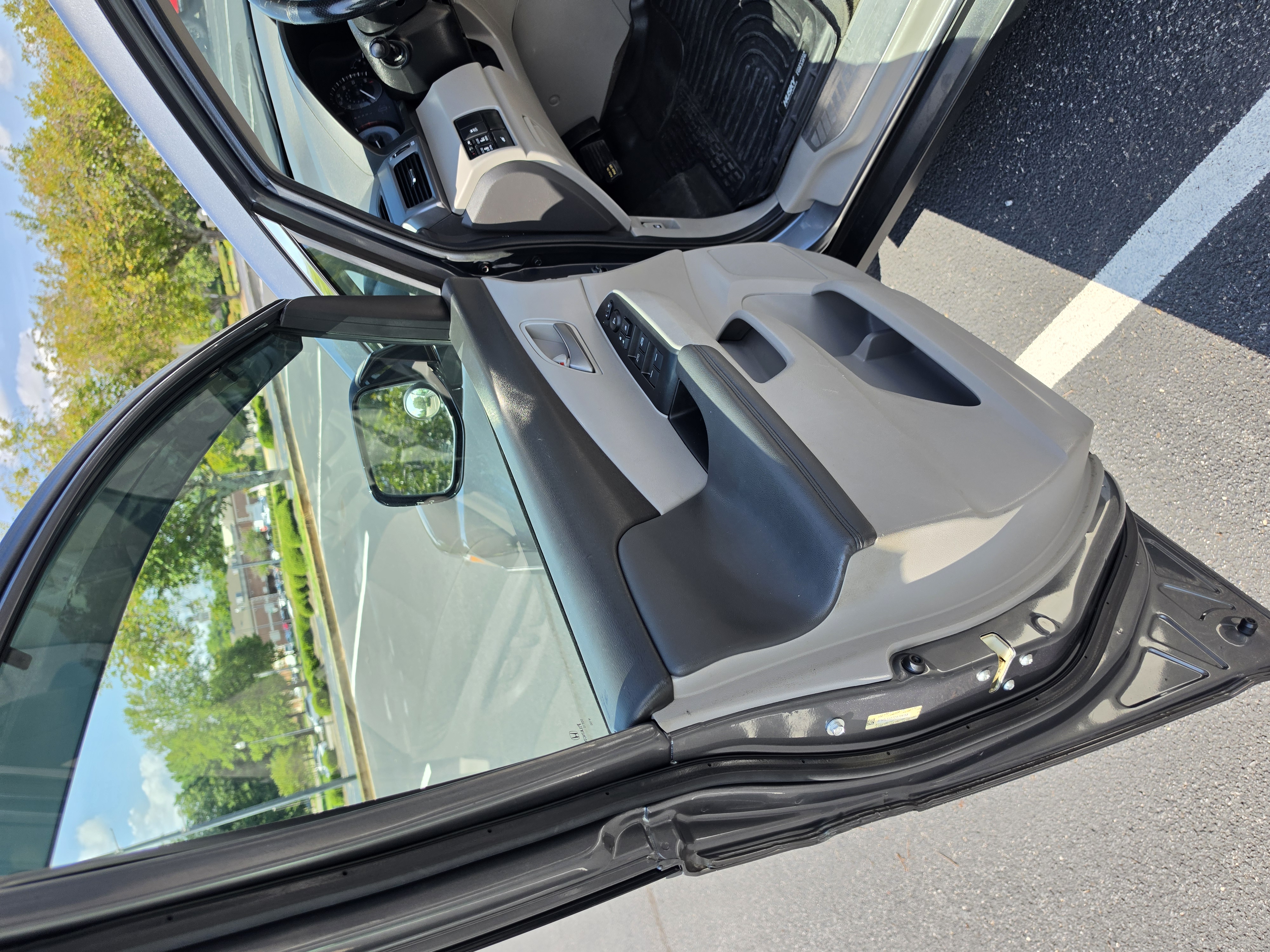 2013 Honda Odyssey thumbnail 10