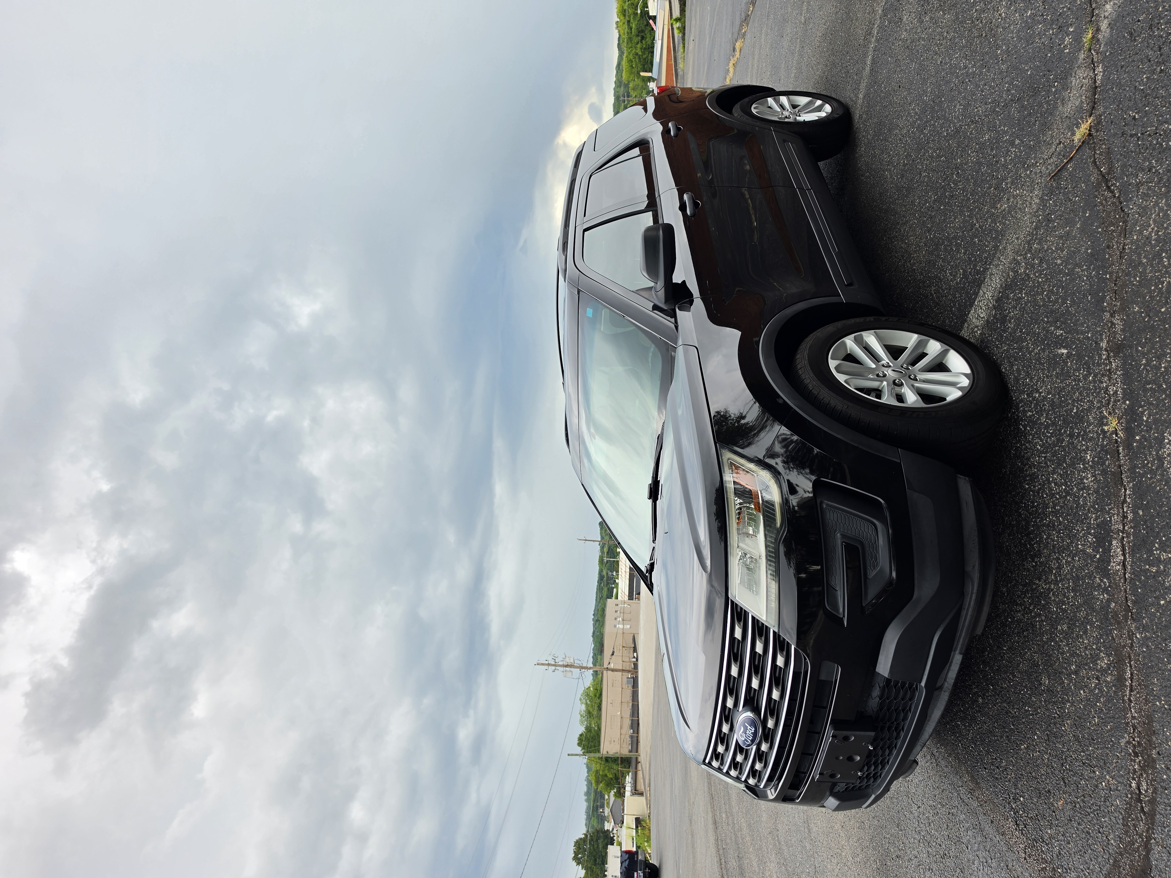 2016 Ford Explorer thumbnail 28