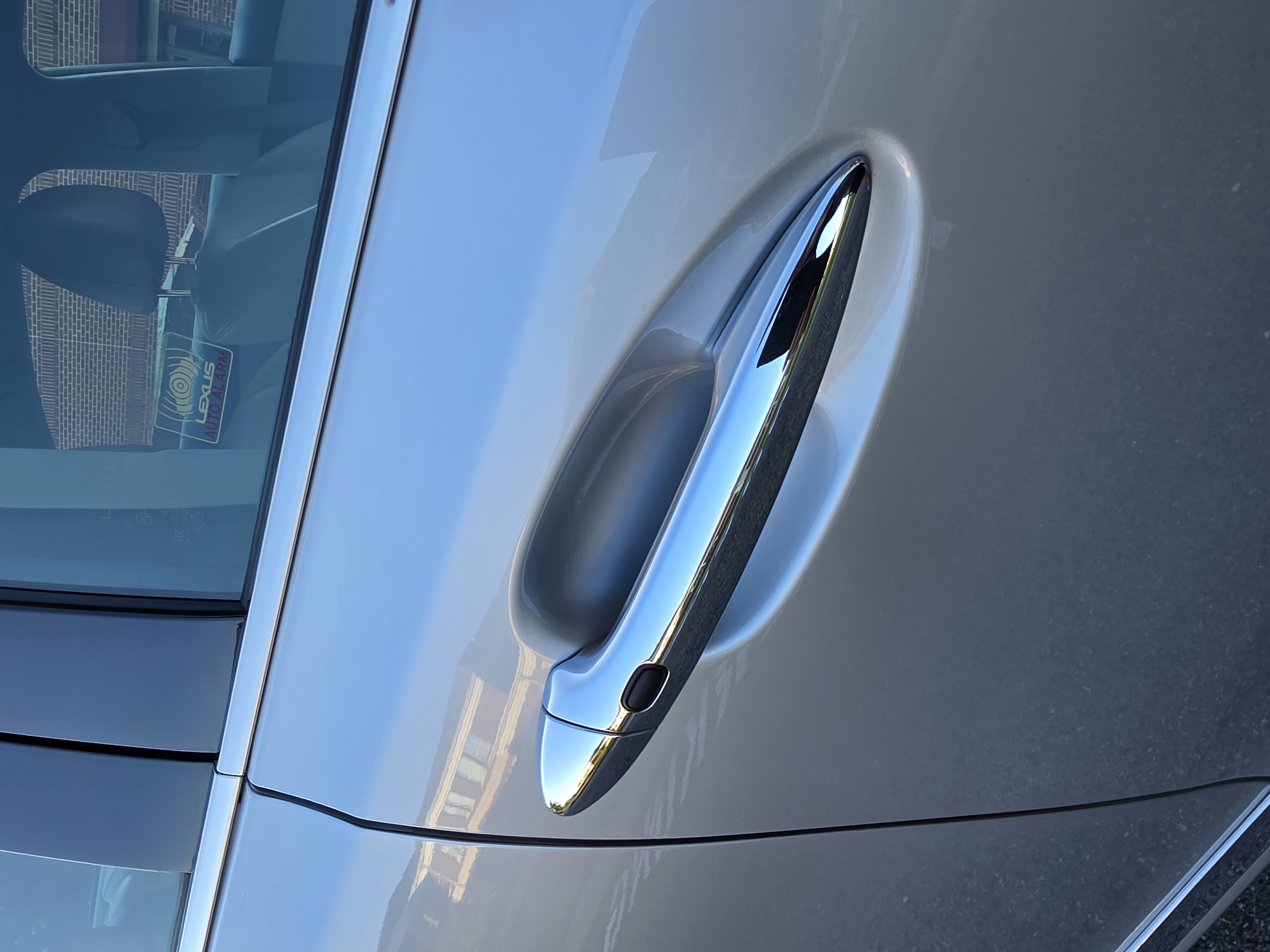 2010 Lexus ES thumbnail 37