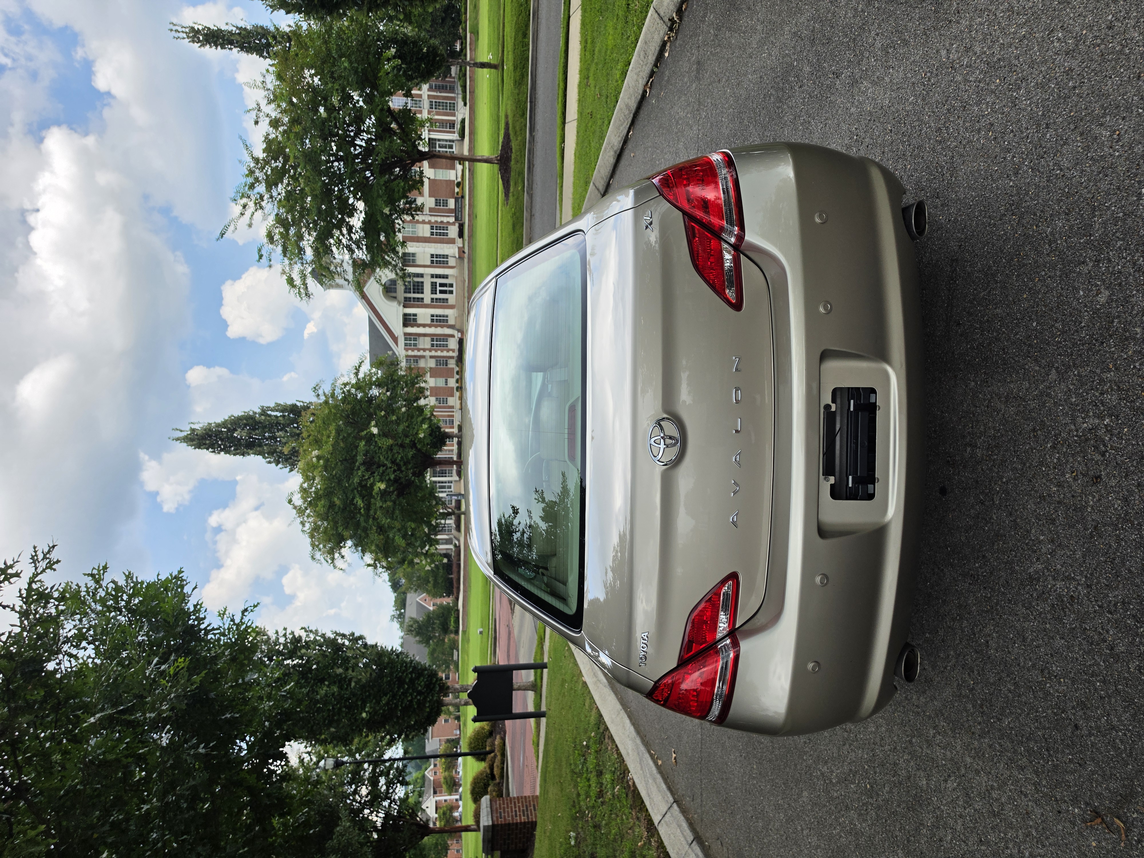2006 Toyota Avalon thumbnail 3