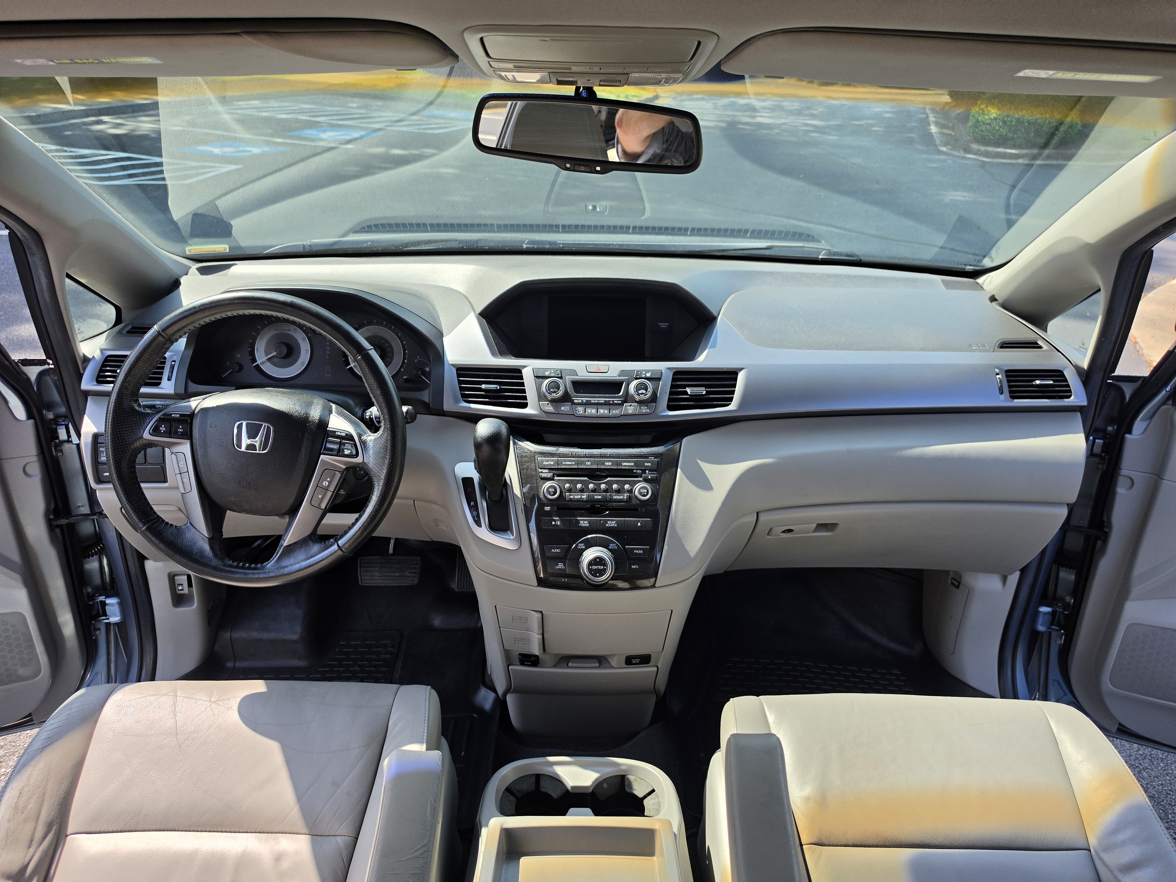 2012 Honda Odyssey thumbnail 20