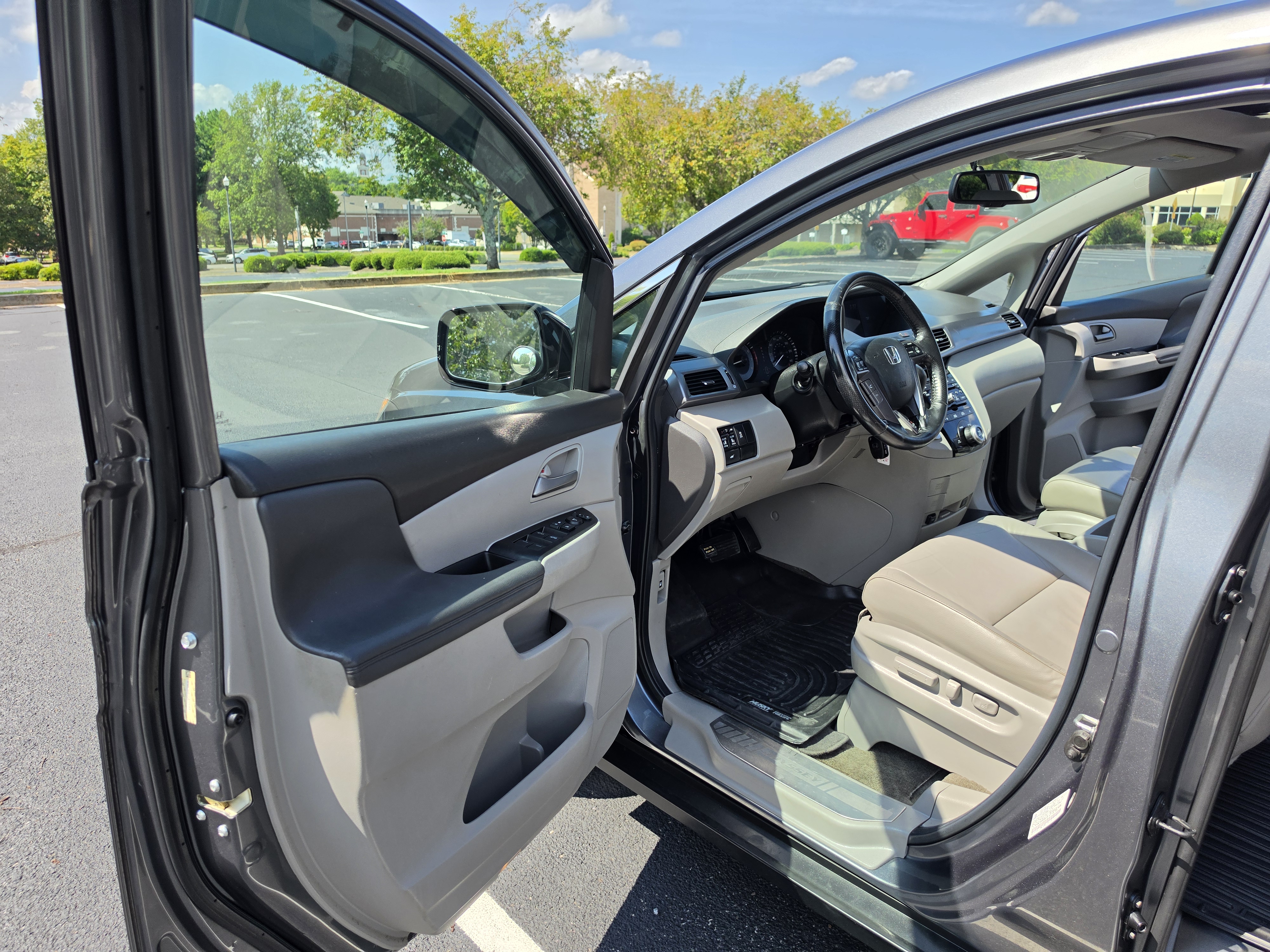 2013 Honda Odyssey thumbnail 11