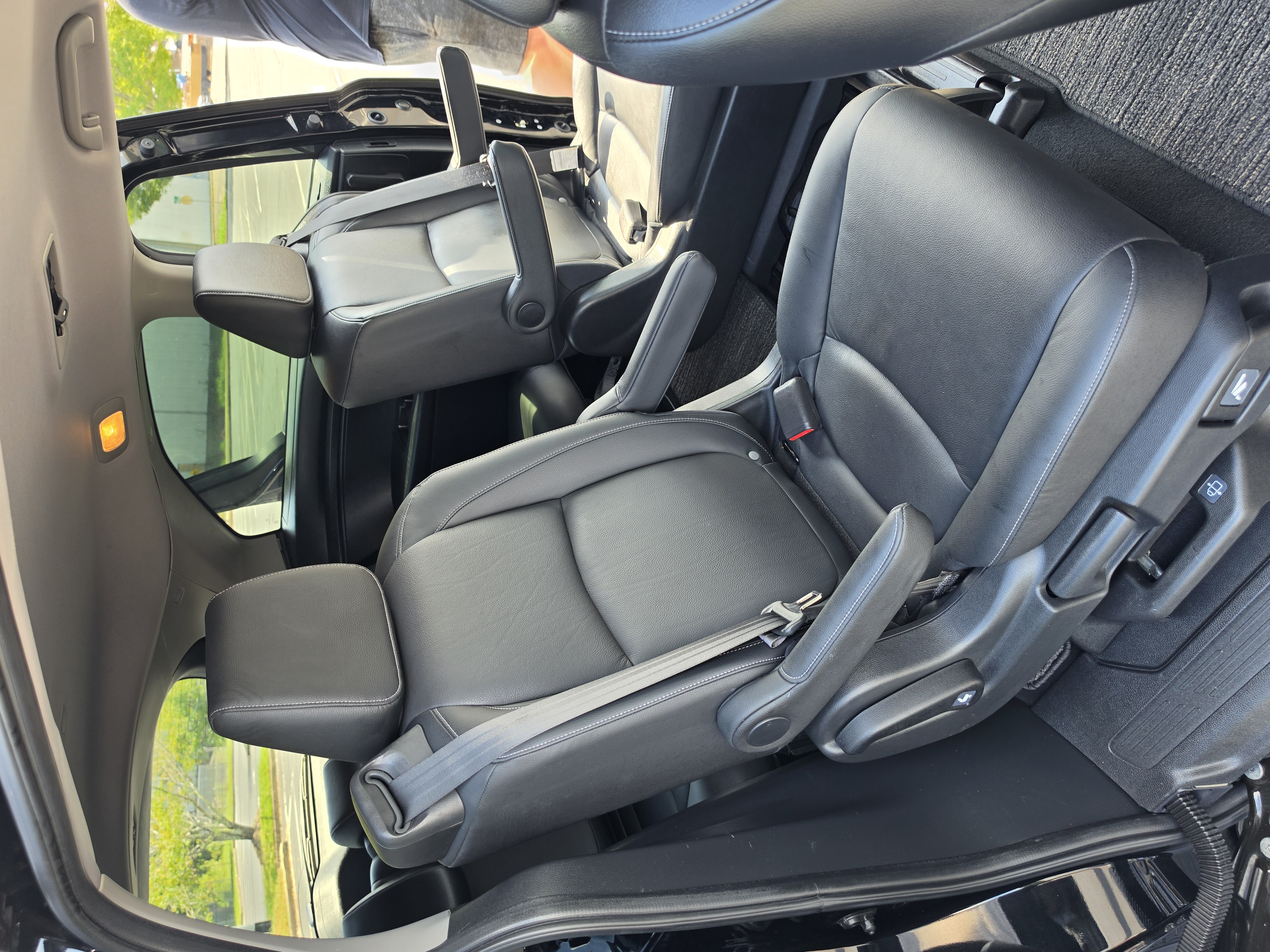 2024 Honda Odyssey thumbnail 36