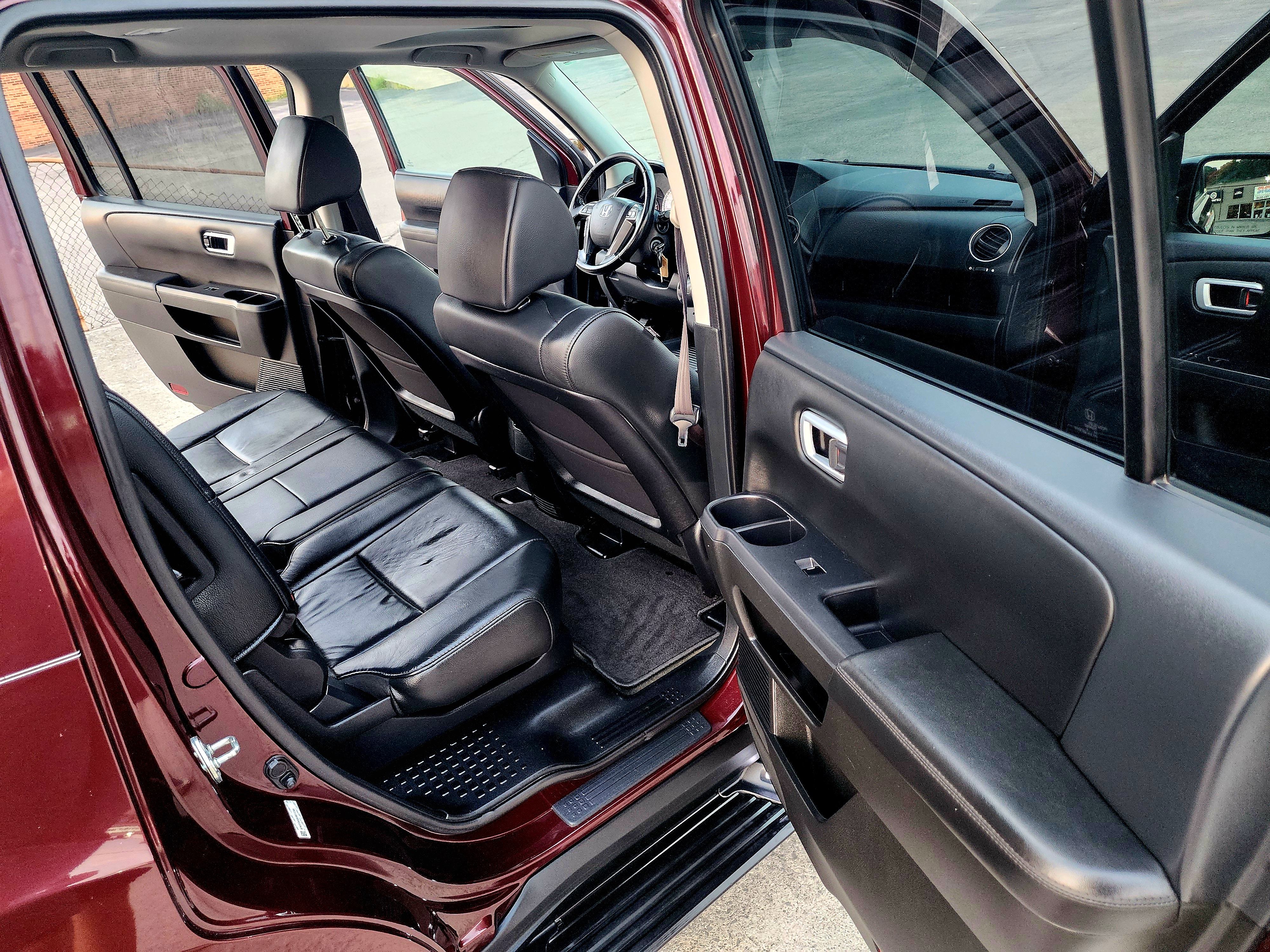 2014 Honda Pilot thumbnail 18