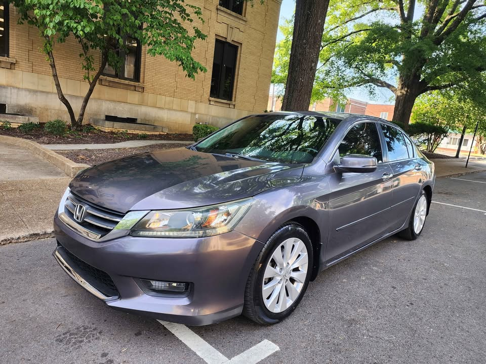 2014 Honda Accord thumbnail 2