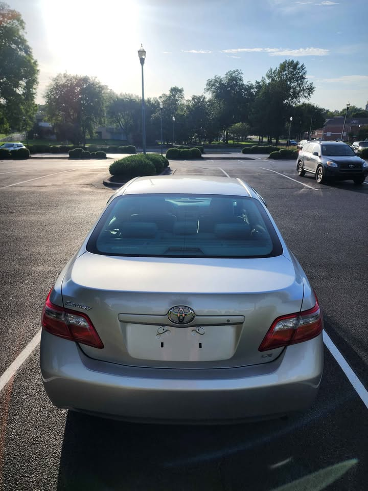 2009 Toyota Camry thumbnail 4