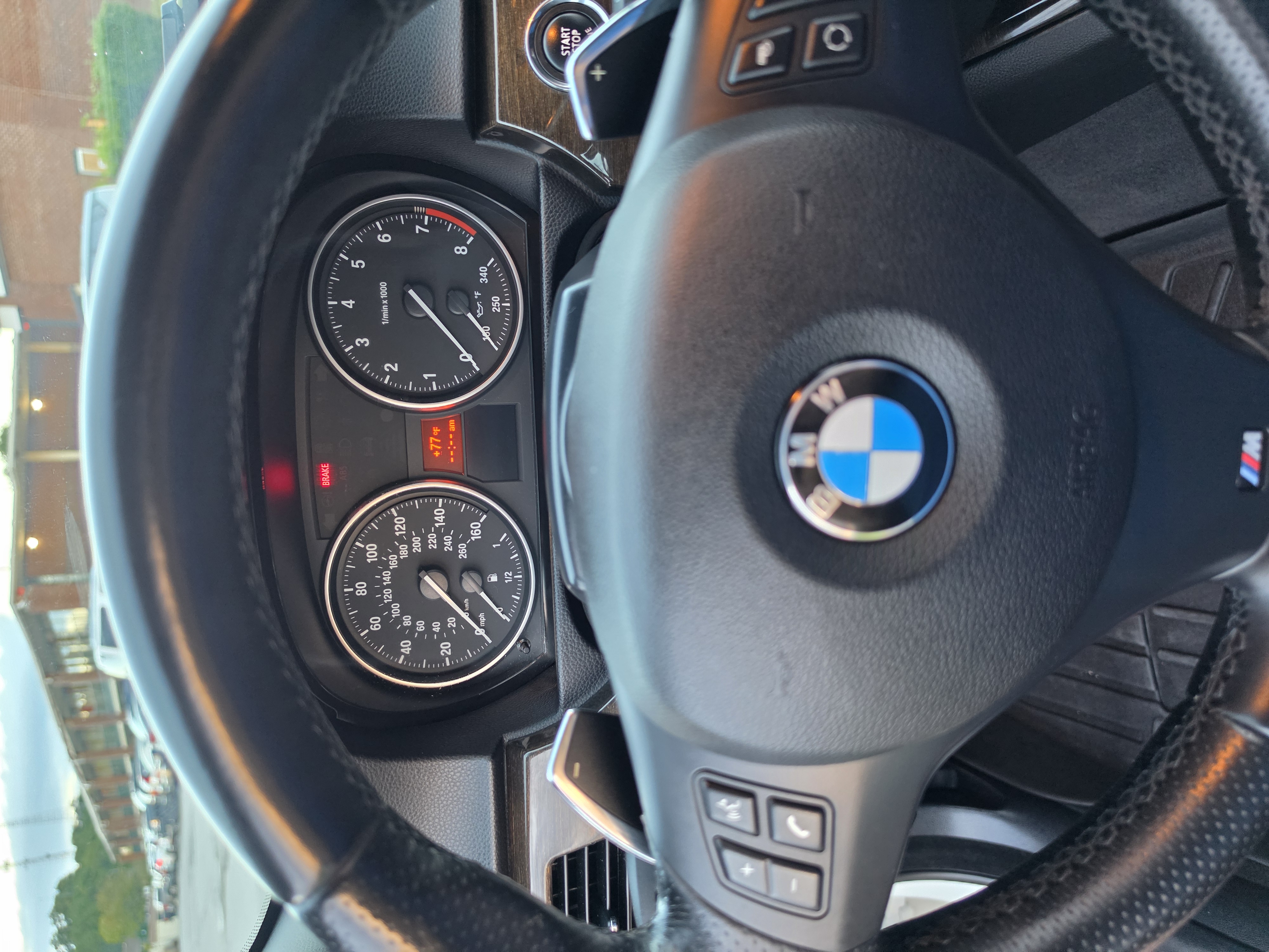 2013 BMW 3 Series thumbnail 20