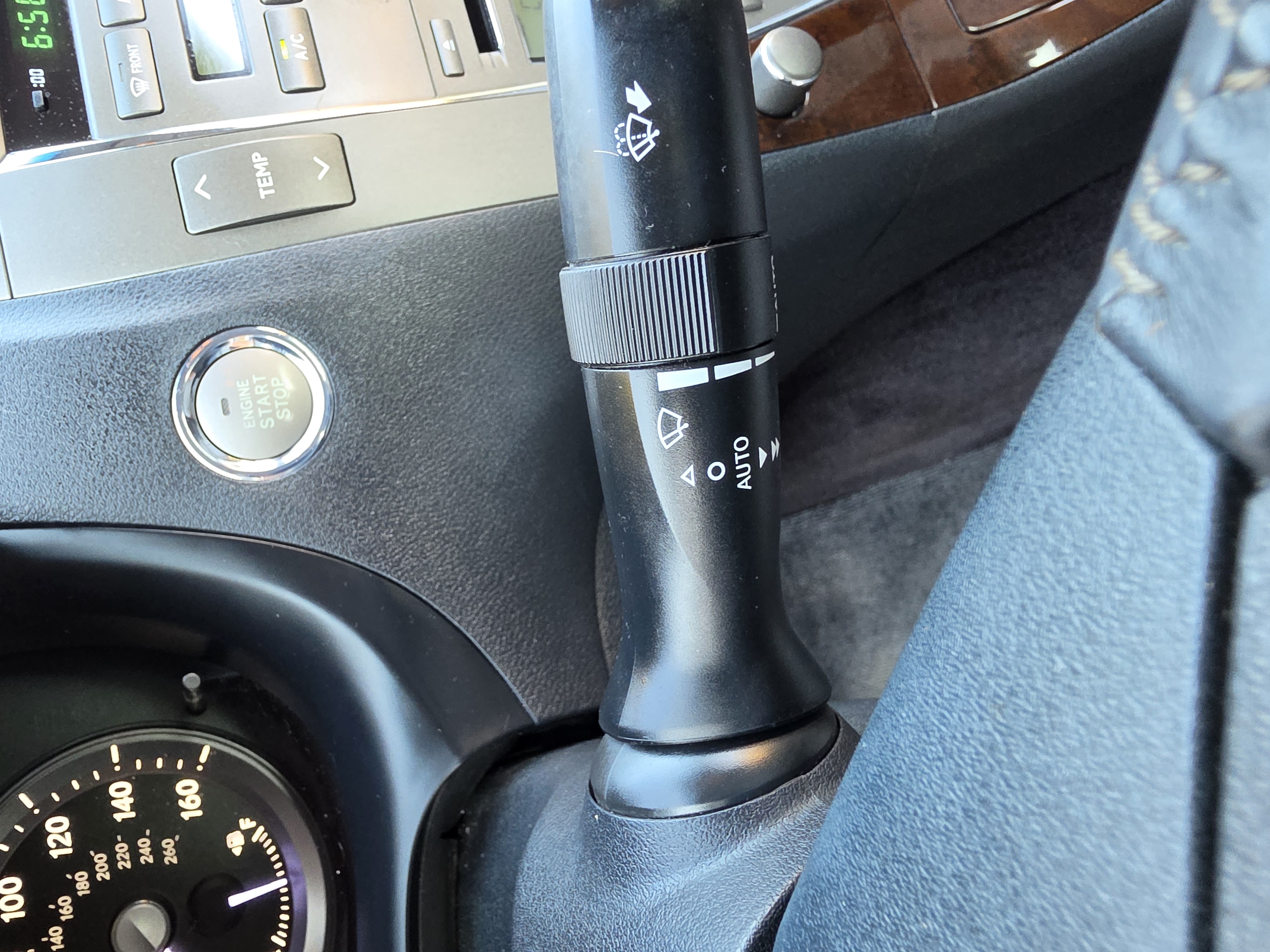 2010 Lexus ES thumbnail 21