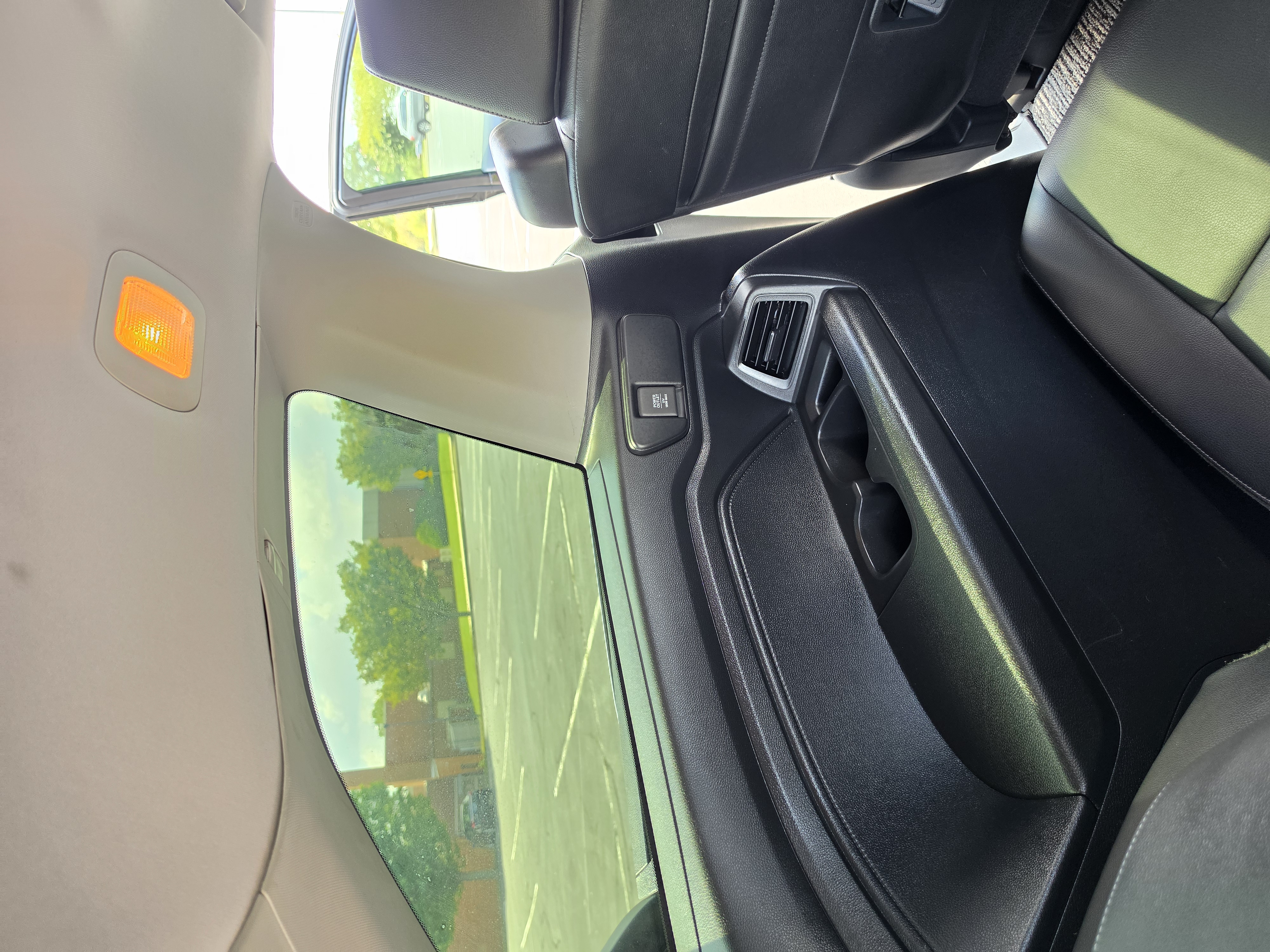 2024 Honda Odyssey thumbnail 33