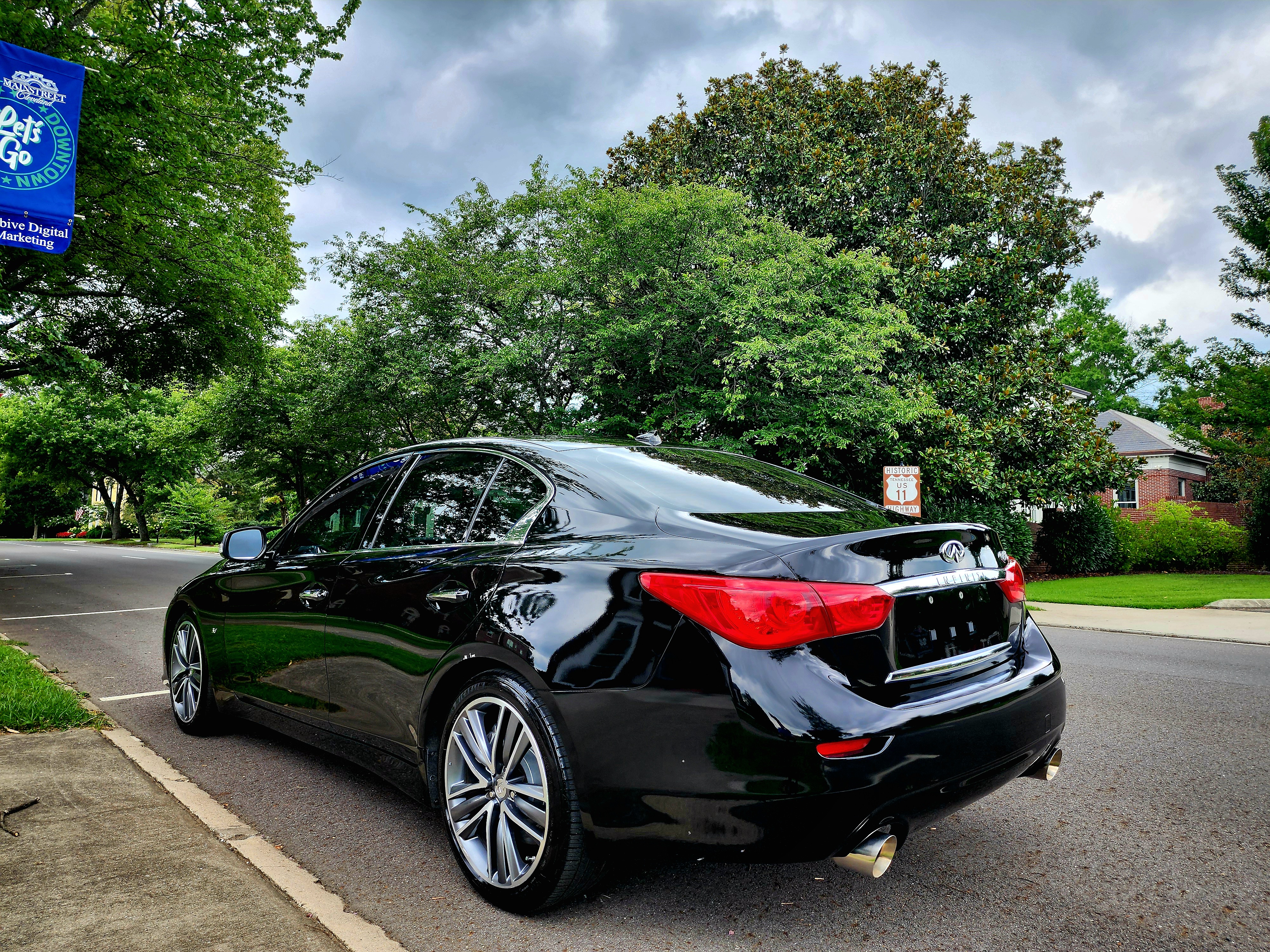 2015 Infiniti Q50S thumbnail 22