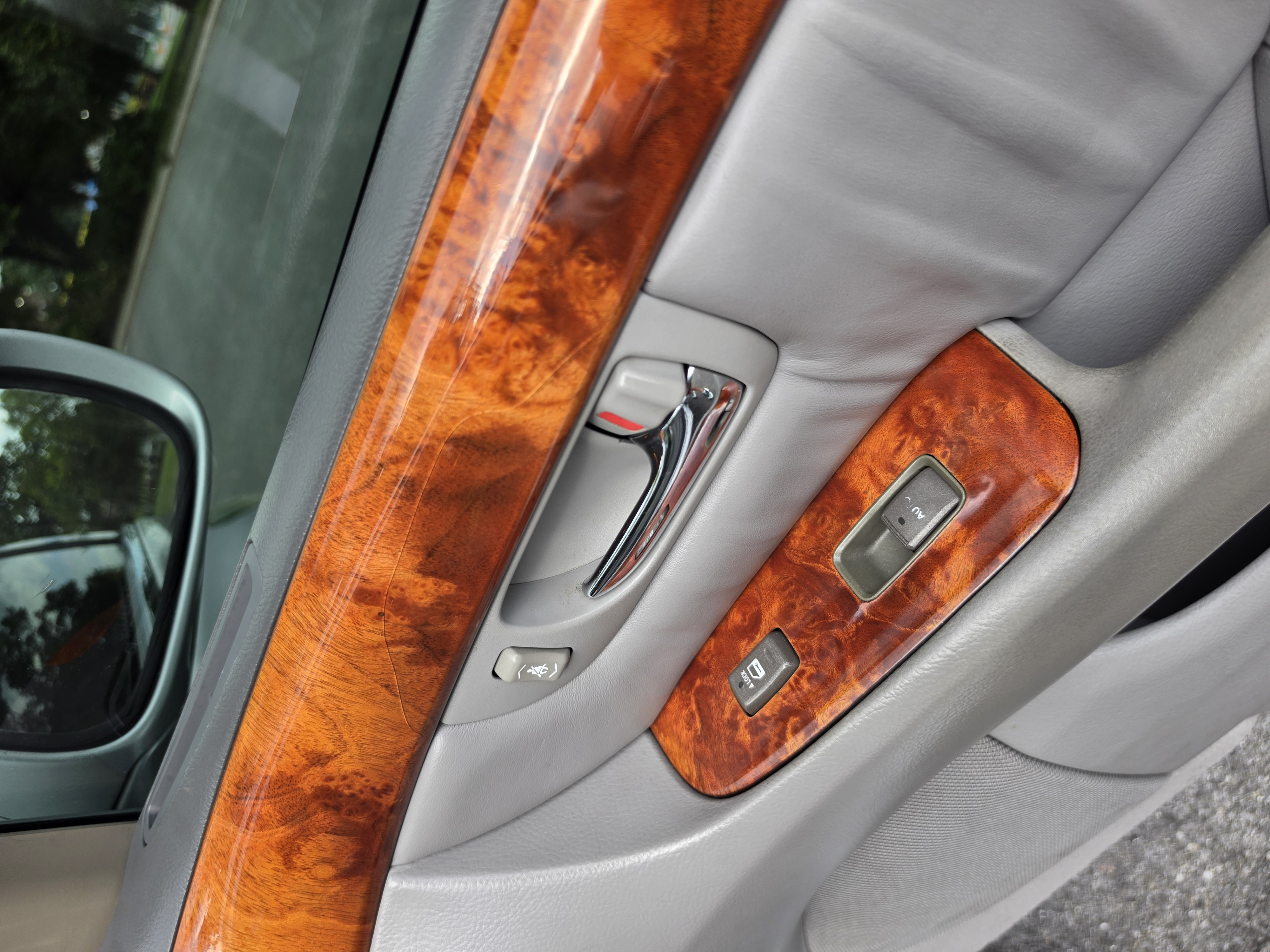 2006 Lexus LS thumbnail 37