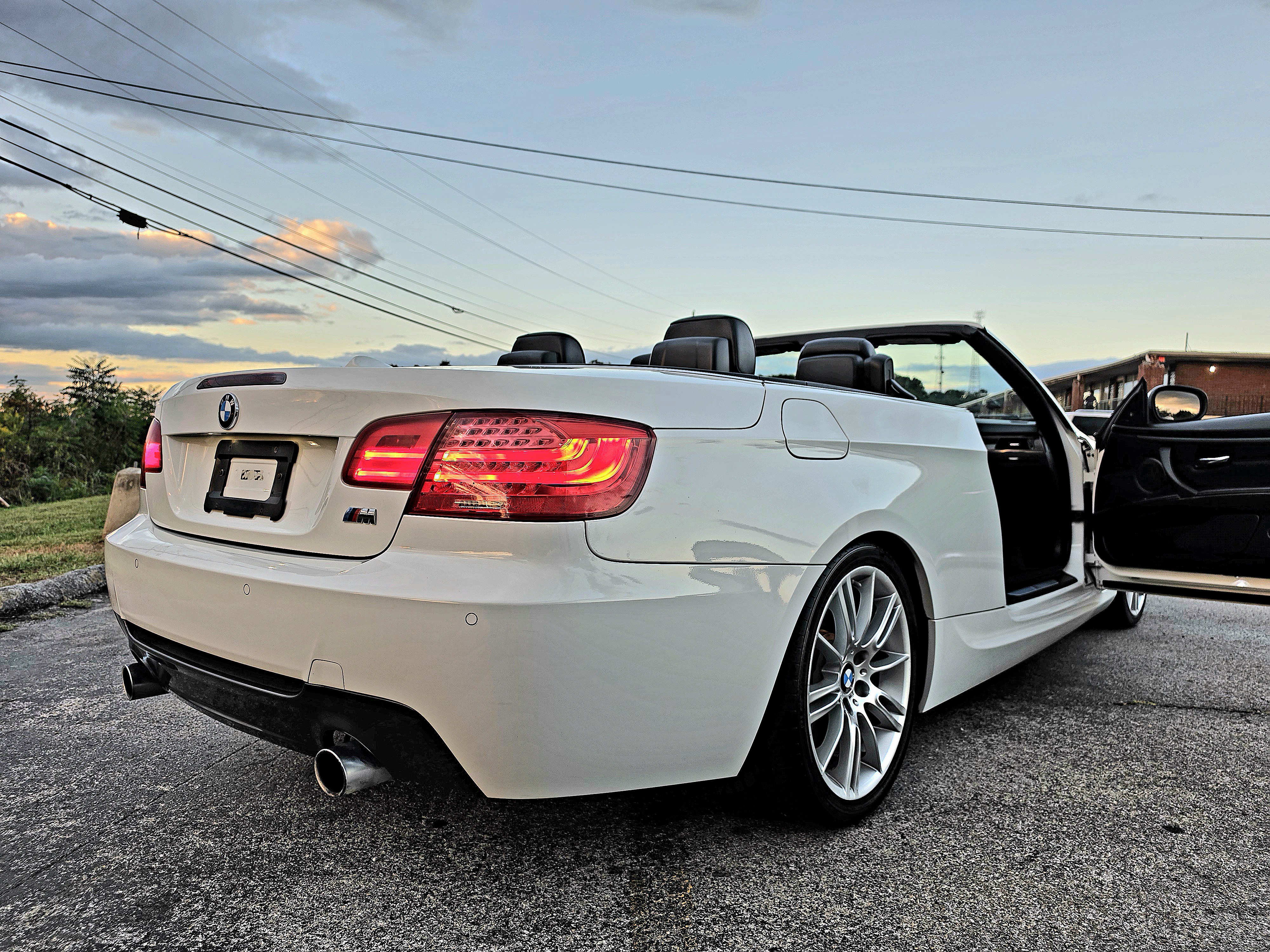 2013 BMW 3 Series thumbnail 6
