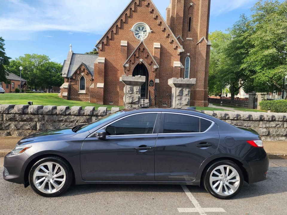 2016 Acura ILX thumbnail 3