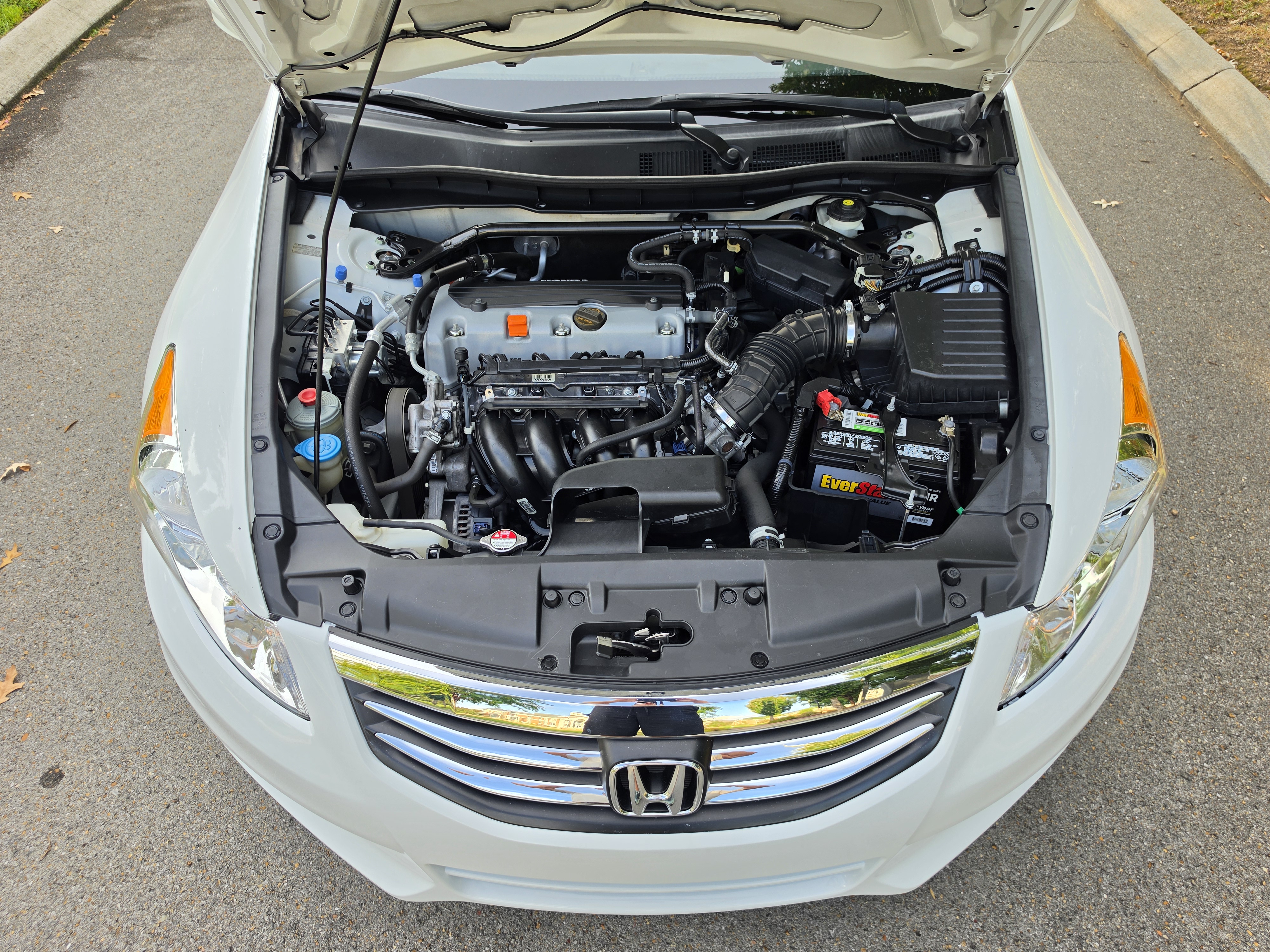 2012 Honda Accord thumbnail 29