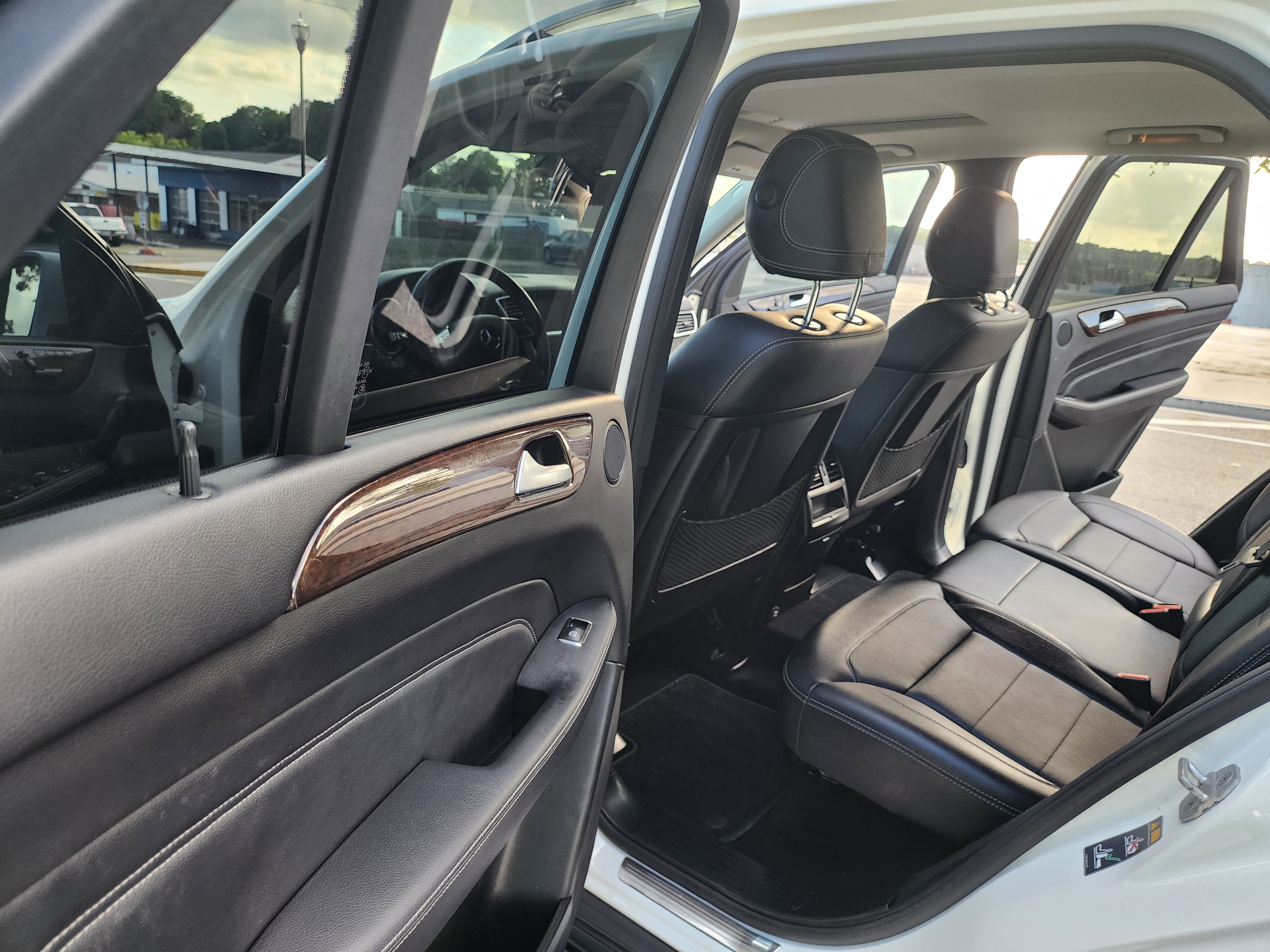 2014 Mercedes-Benz M-Class thumbnail 7