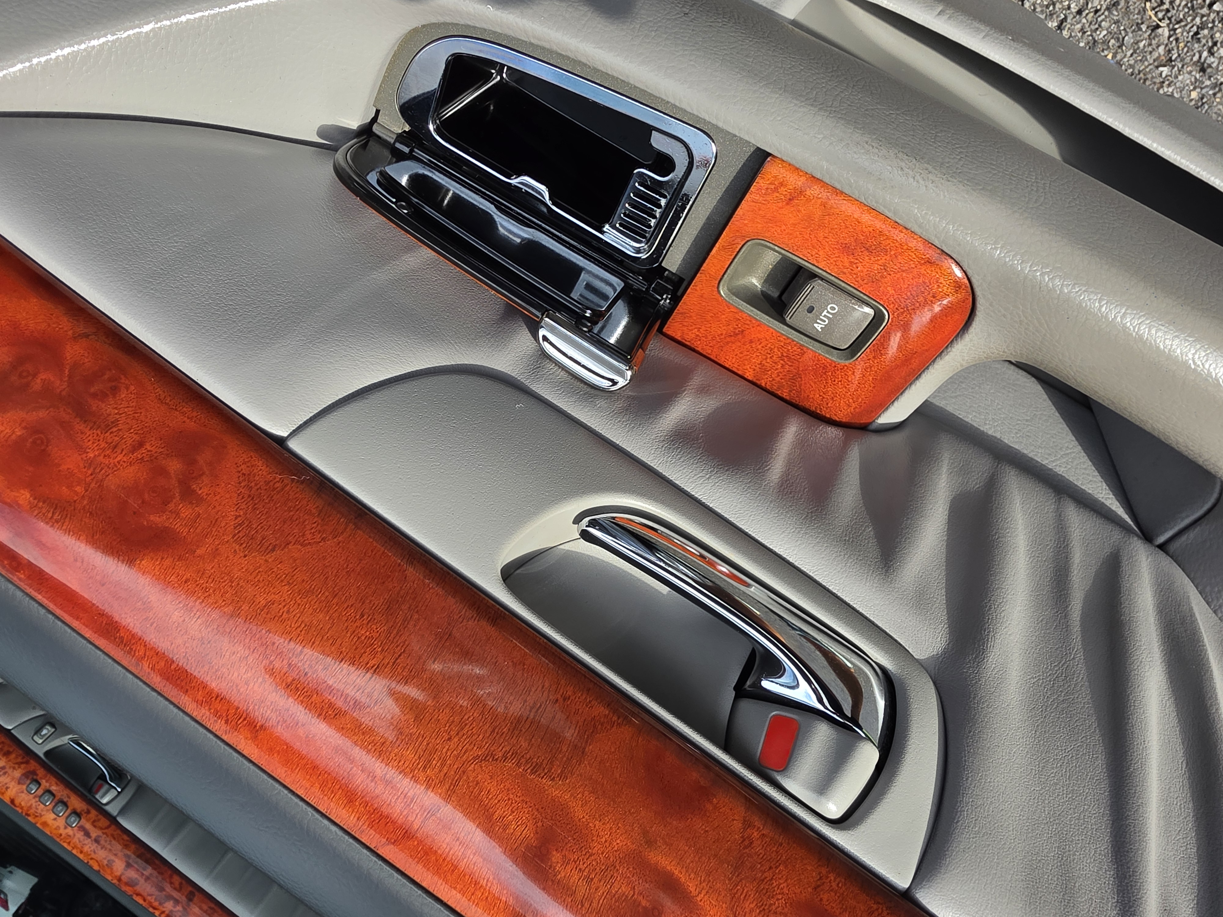 2006 Lexus LS thumbnail 26