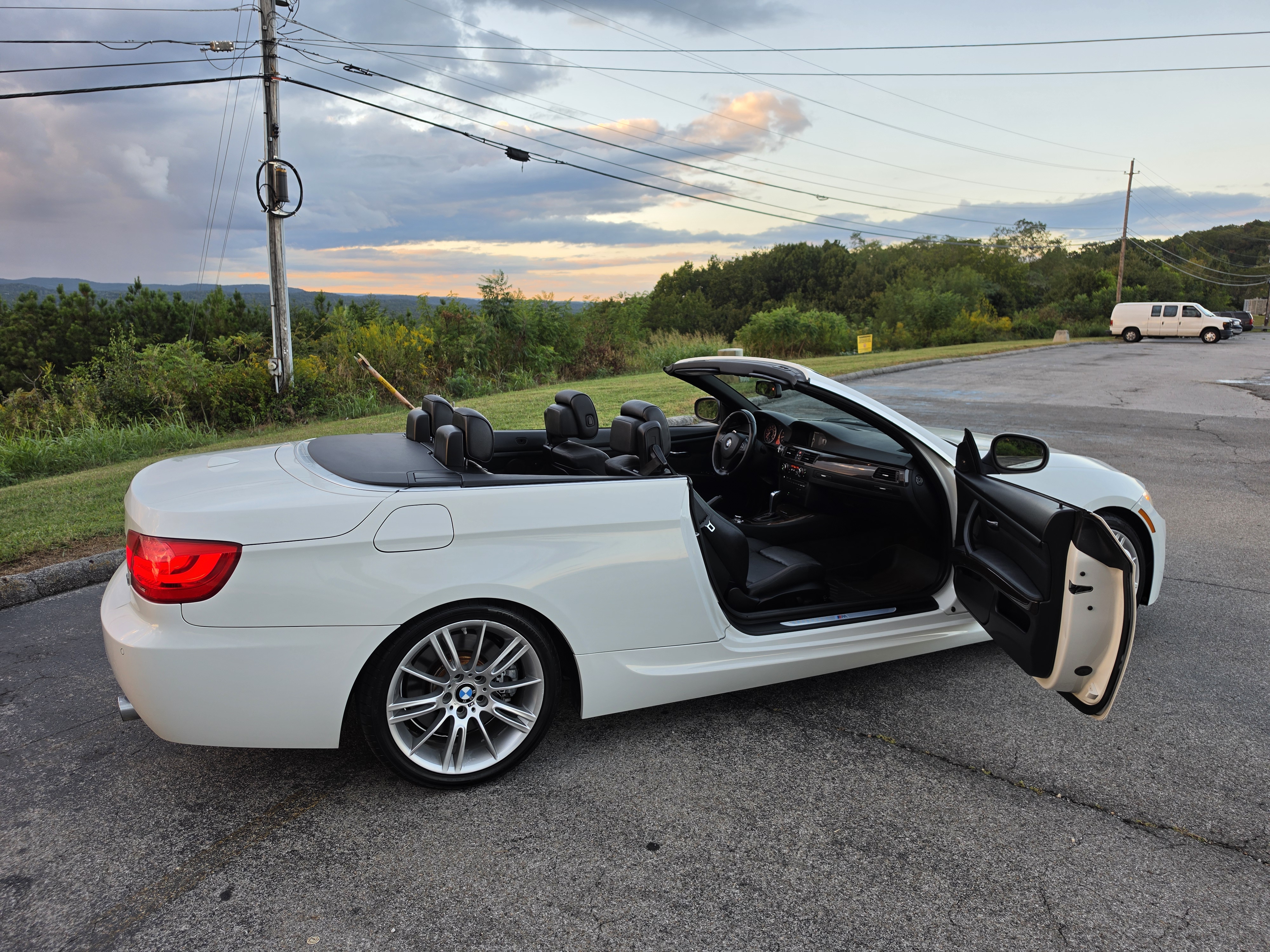 2013 BMW 3 Series thumbnail 5