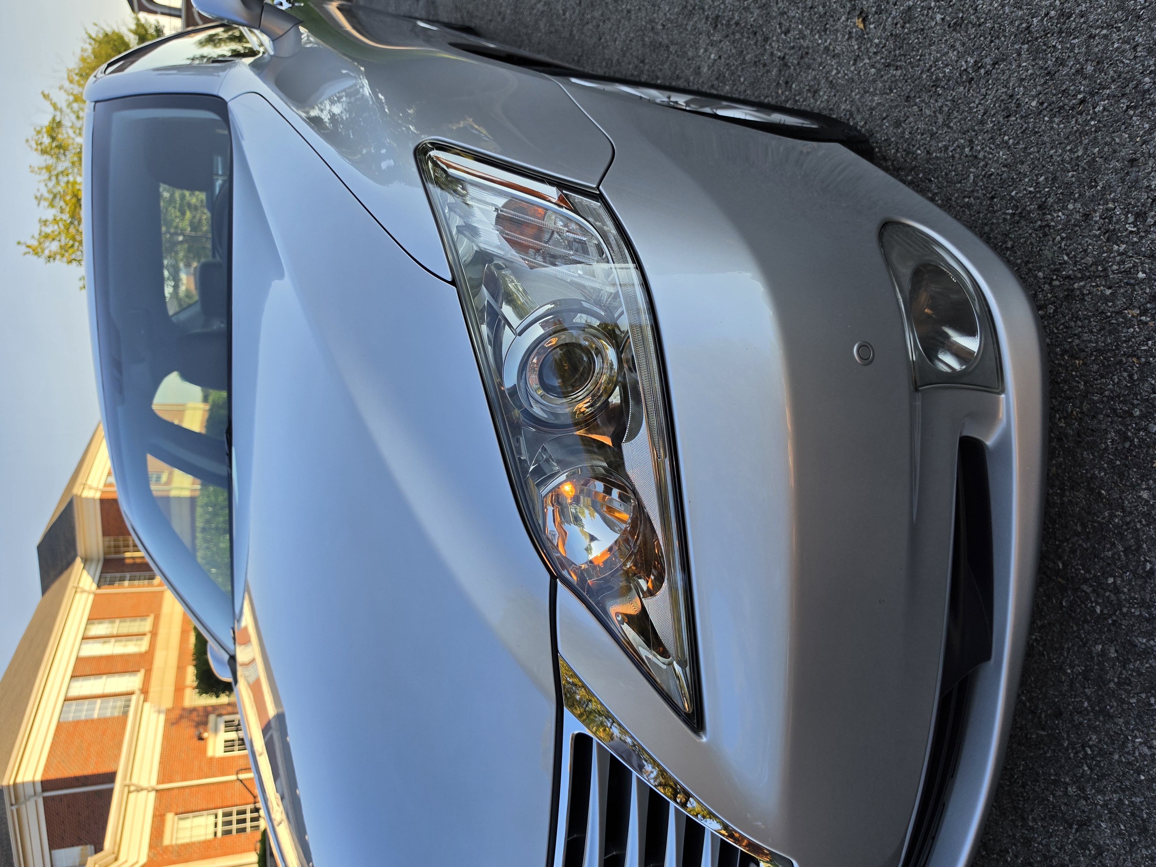 2010 Lexus ES thumbnail 13