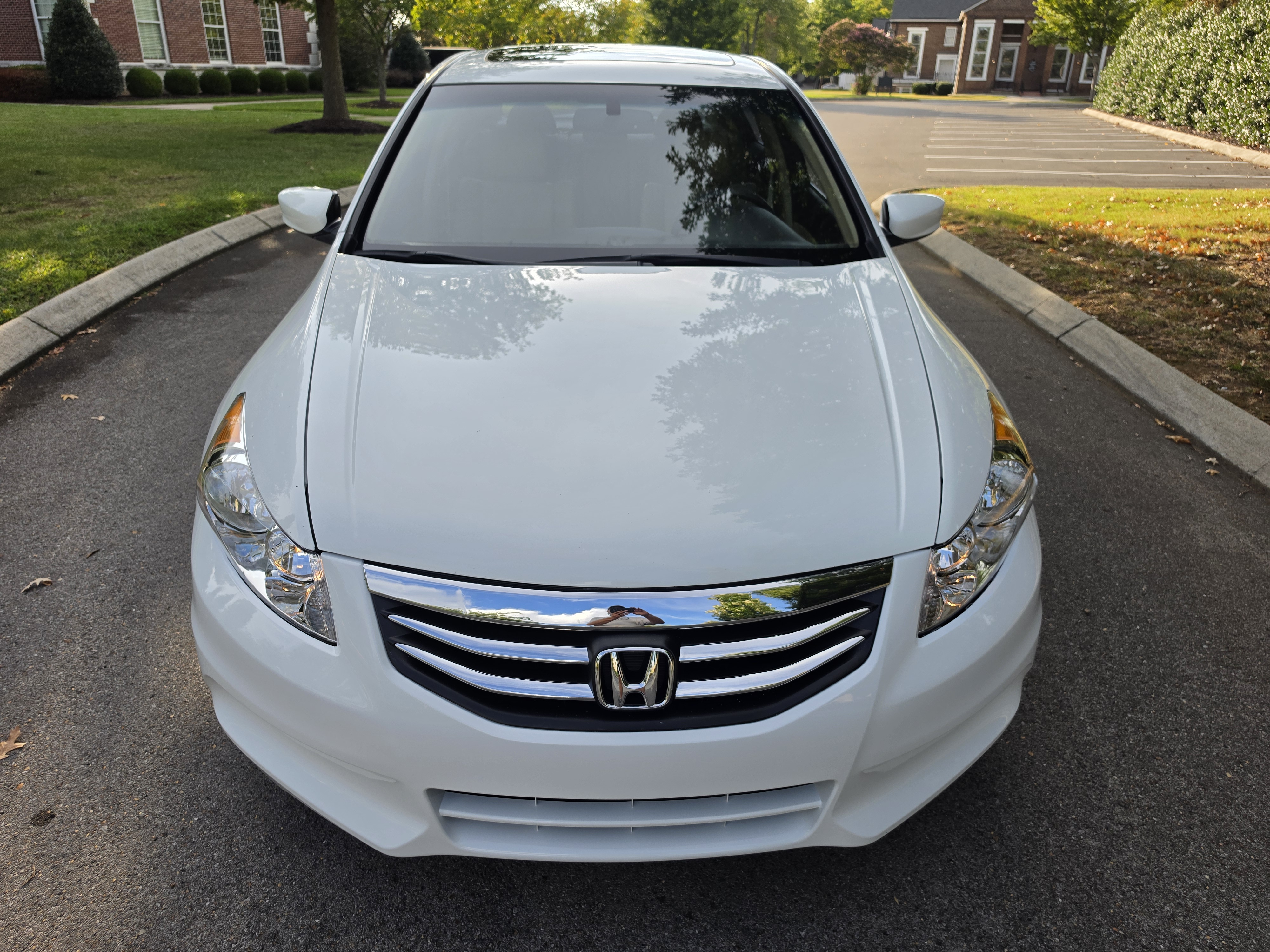 2012 Honda Accord thumbnail 3