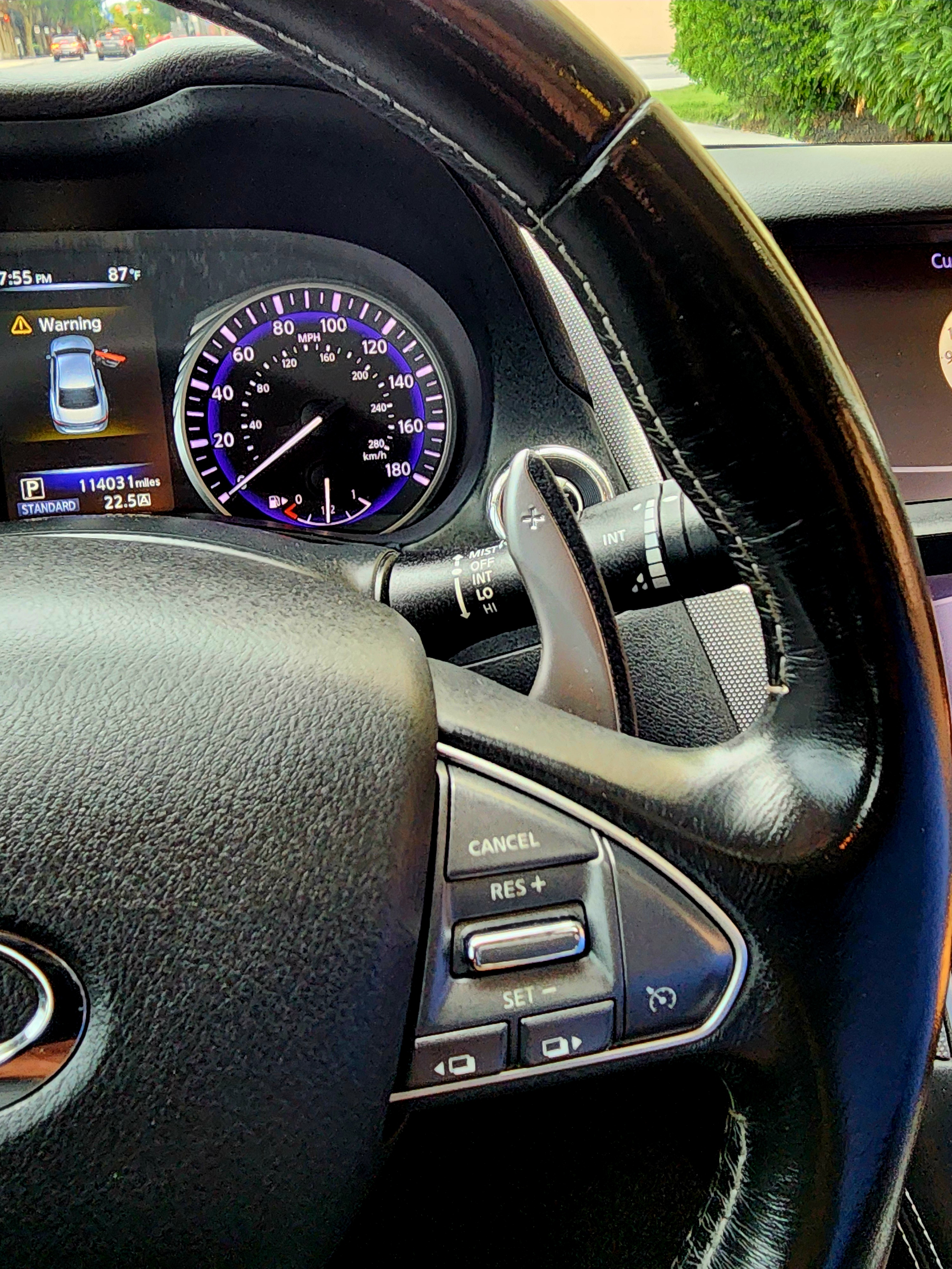 2015 Infiniti Q50S thumbnail 13