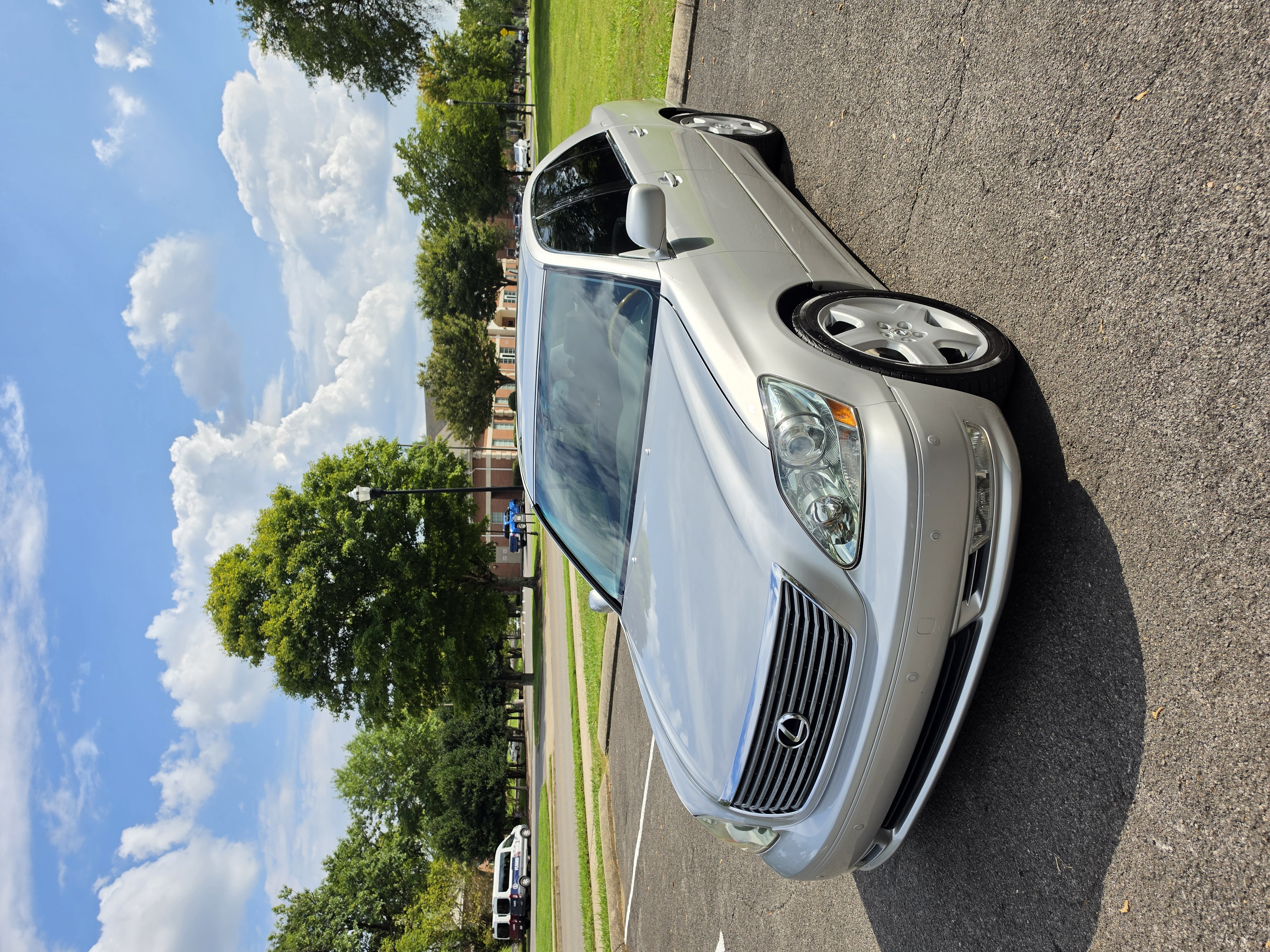 2006 Lexus LS thumbnail 2