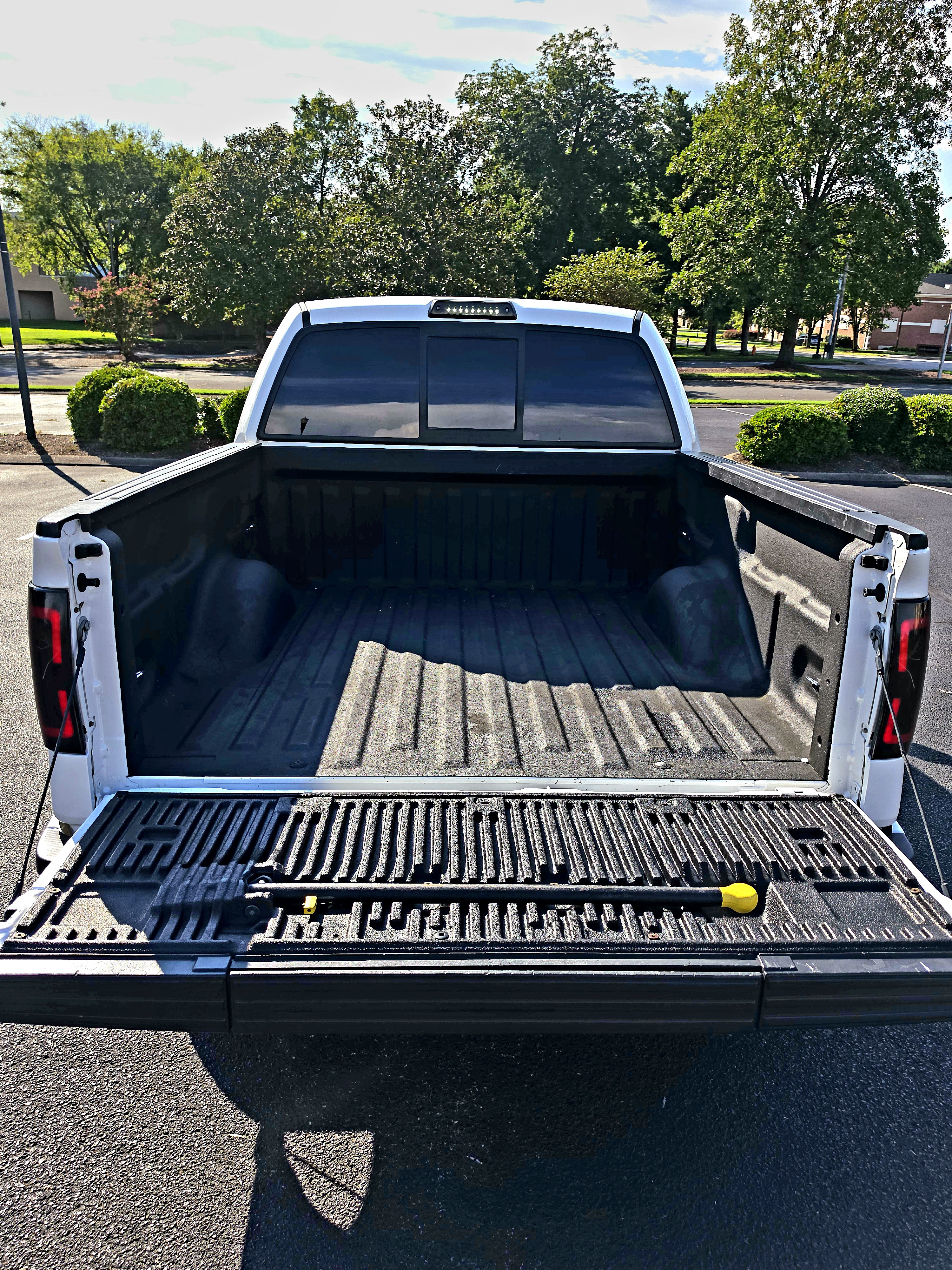 2013 Ford F150 thumbnail 22