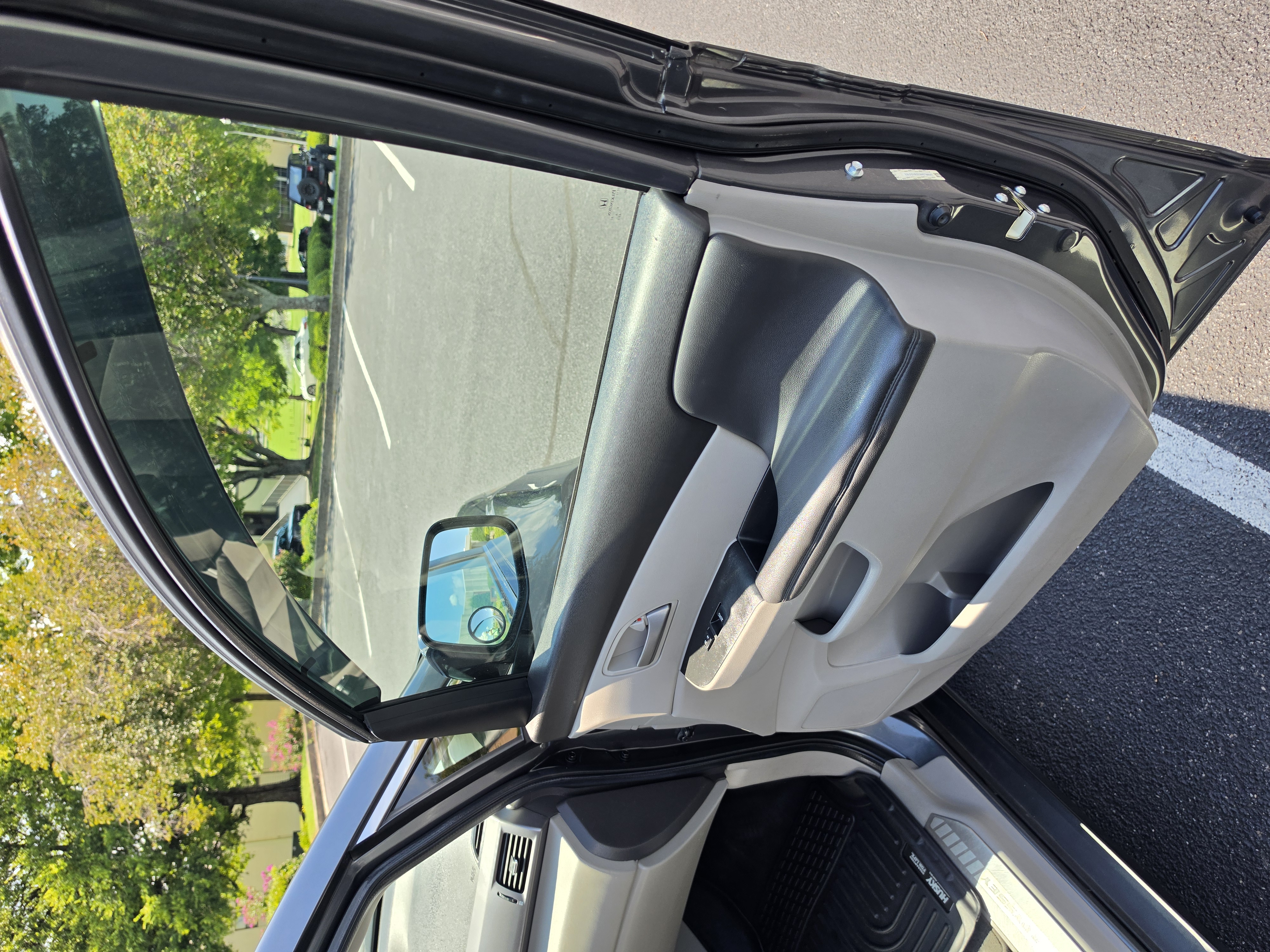 2013 Honda Odyssey thumbnail 34