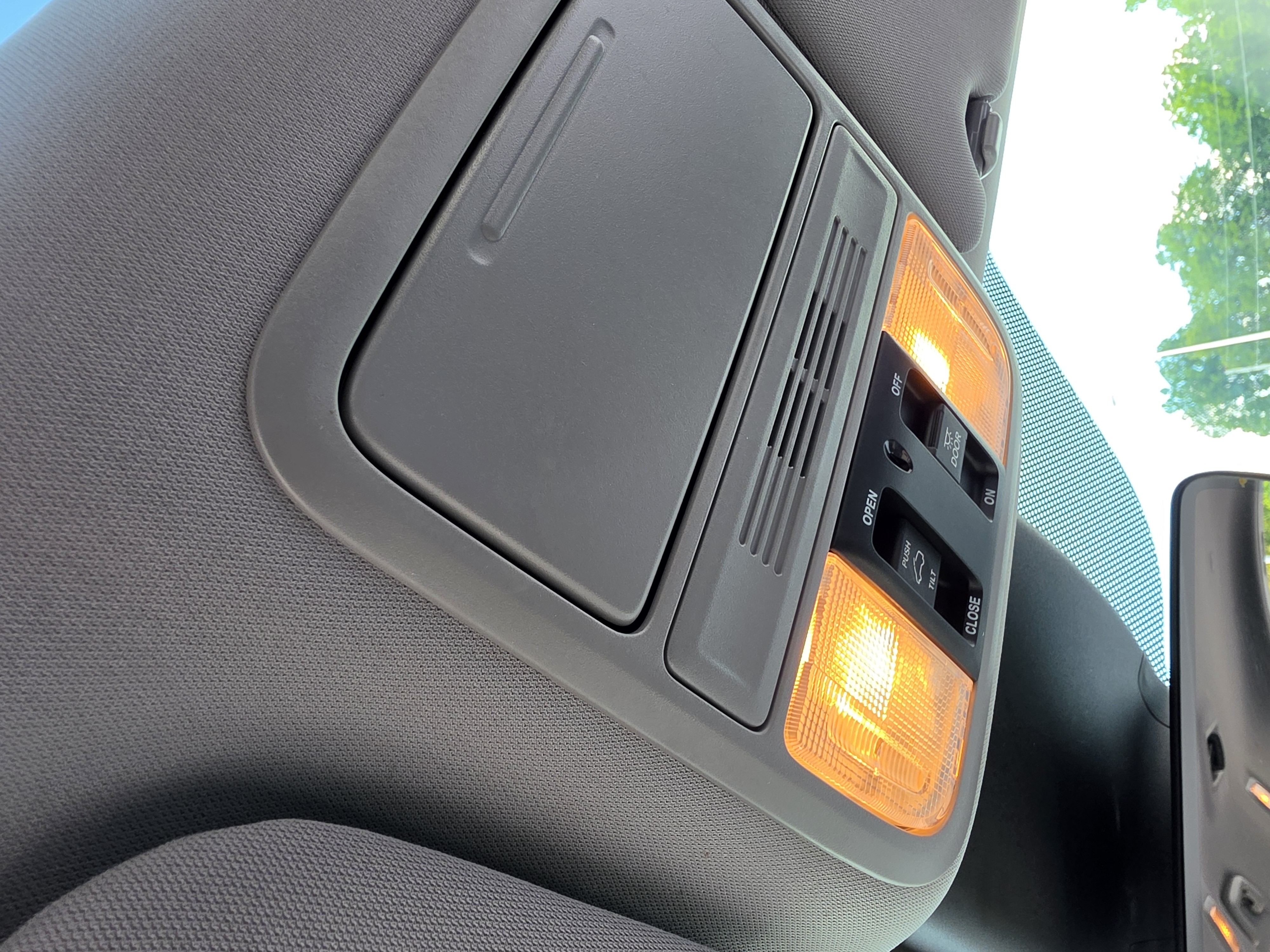 2024 Honda Odyssey thumbnail 29