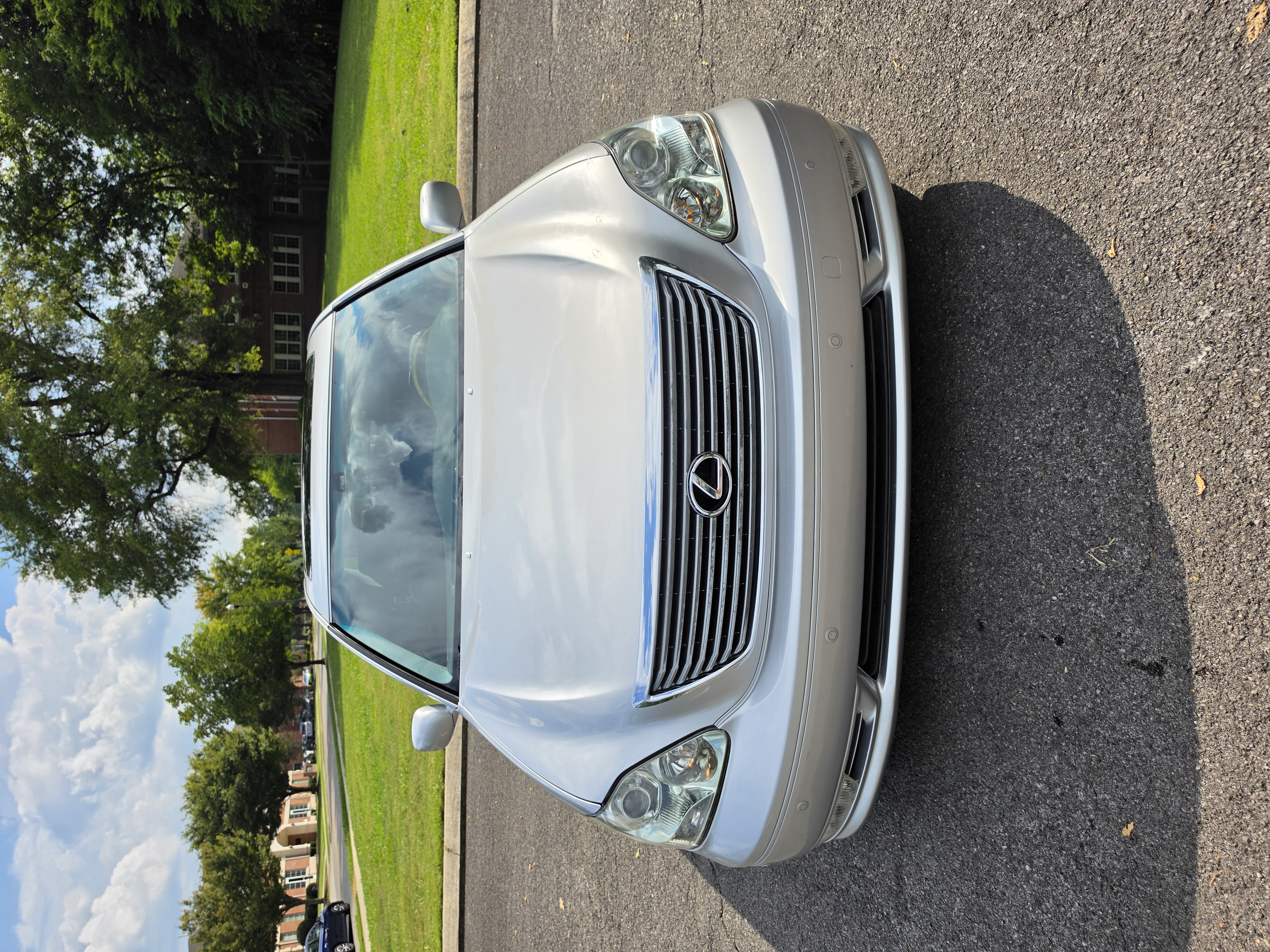 2006 Lexus LS thumbnail 3