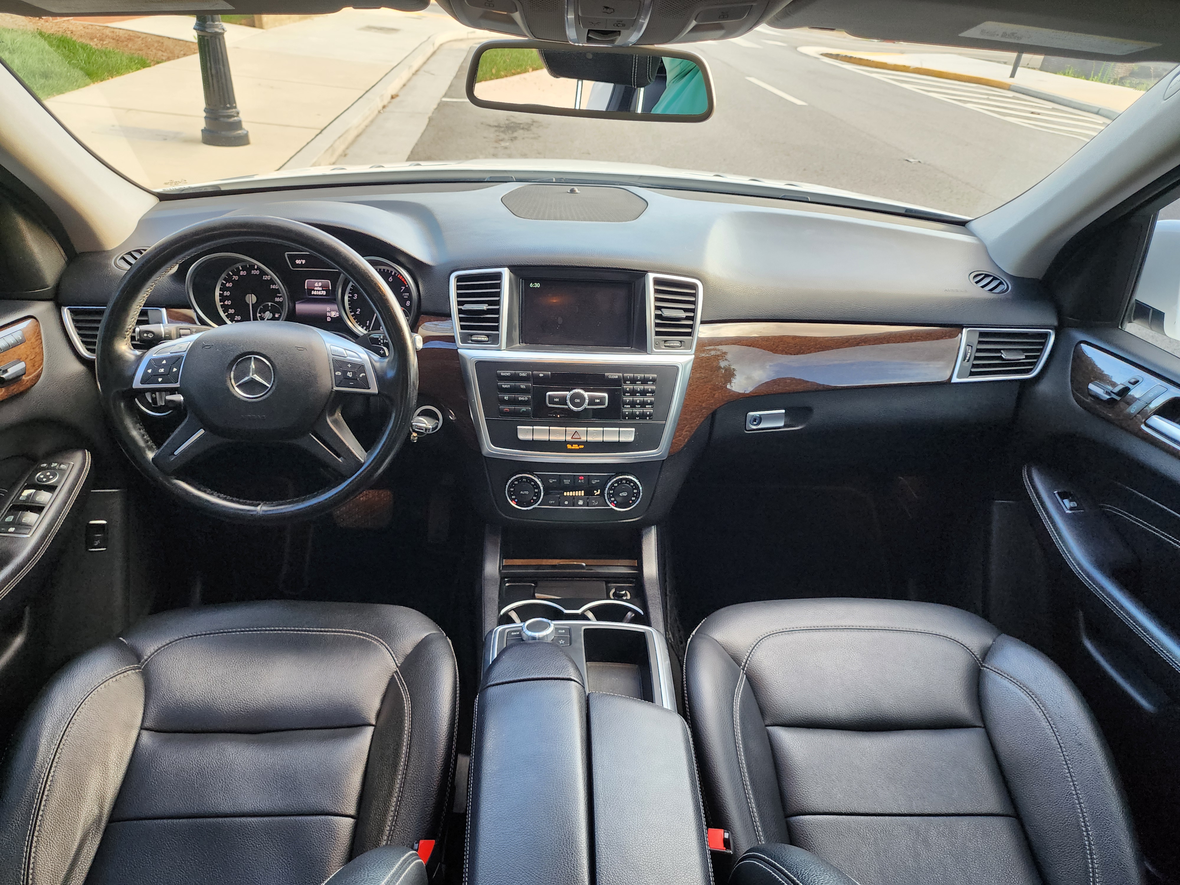 2014 Mercedes-Benz M-Class thumbnail 32