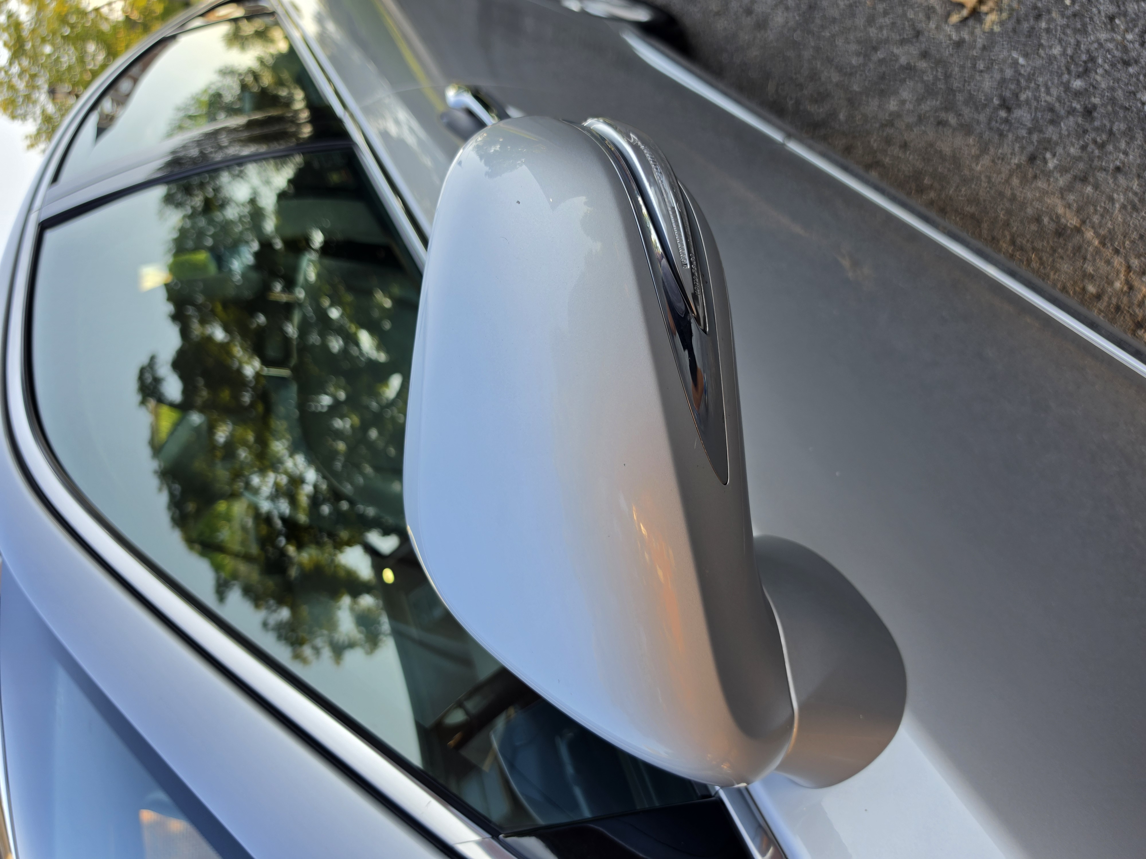 2010 Lexus ES thumbnail 44
