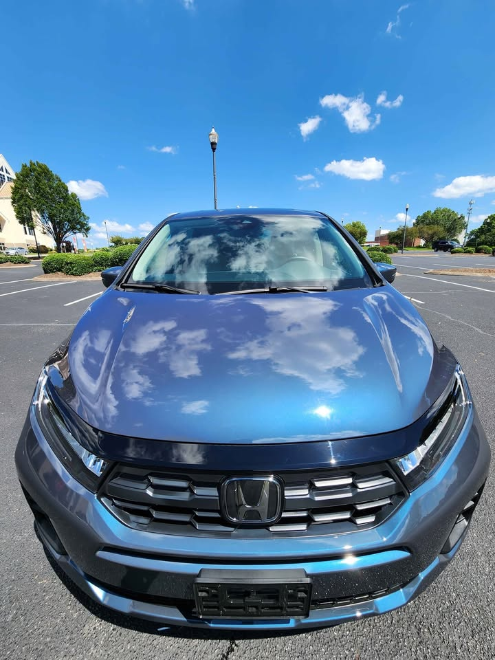 2025 Honda Odyssey thumbnail 2