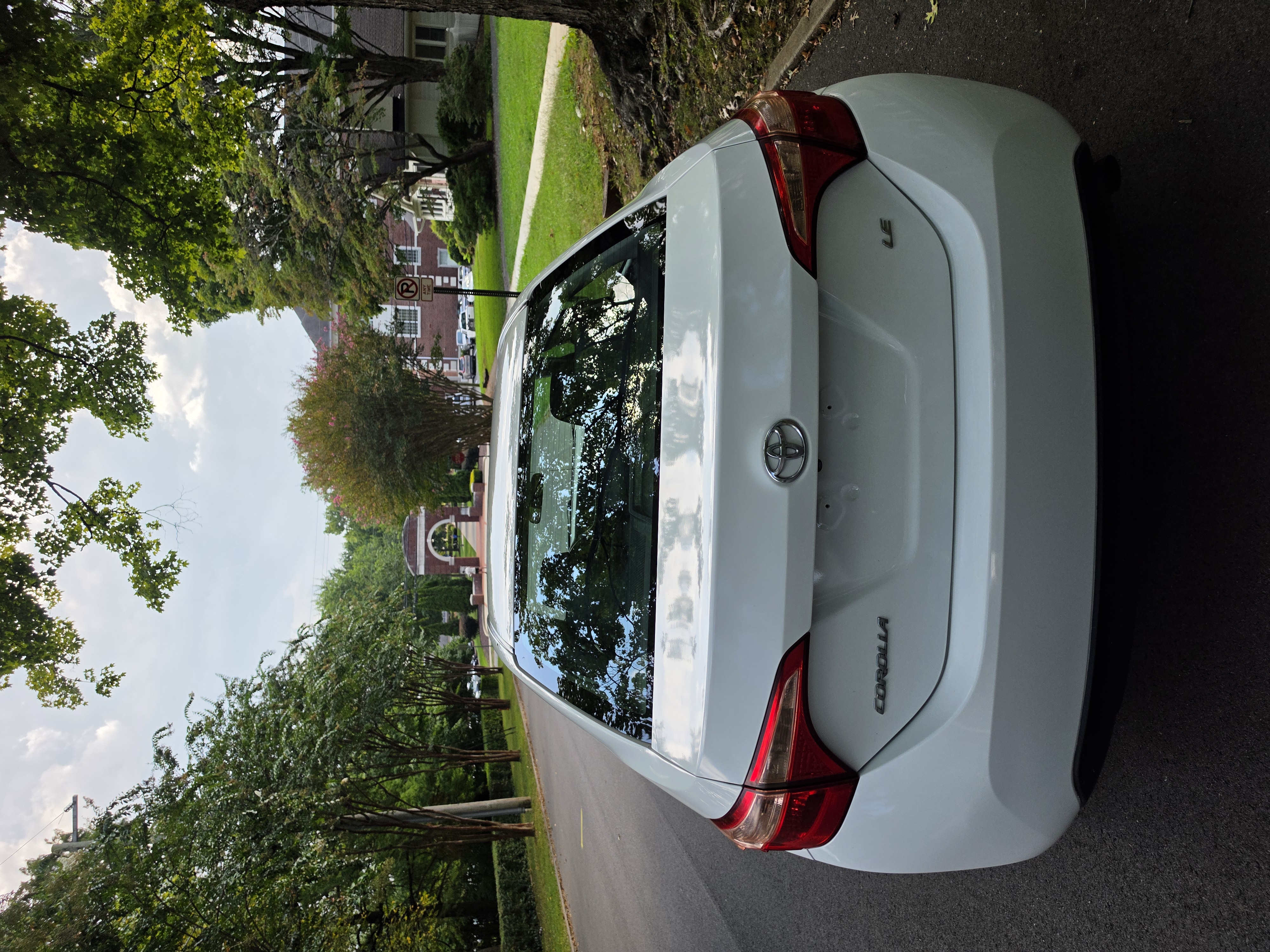2018 Toyota Corolla thumbnail 6