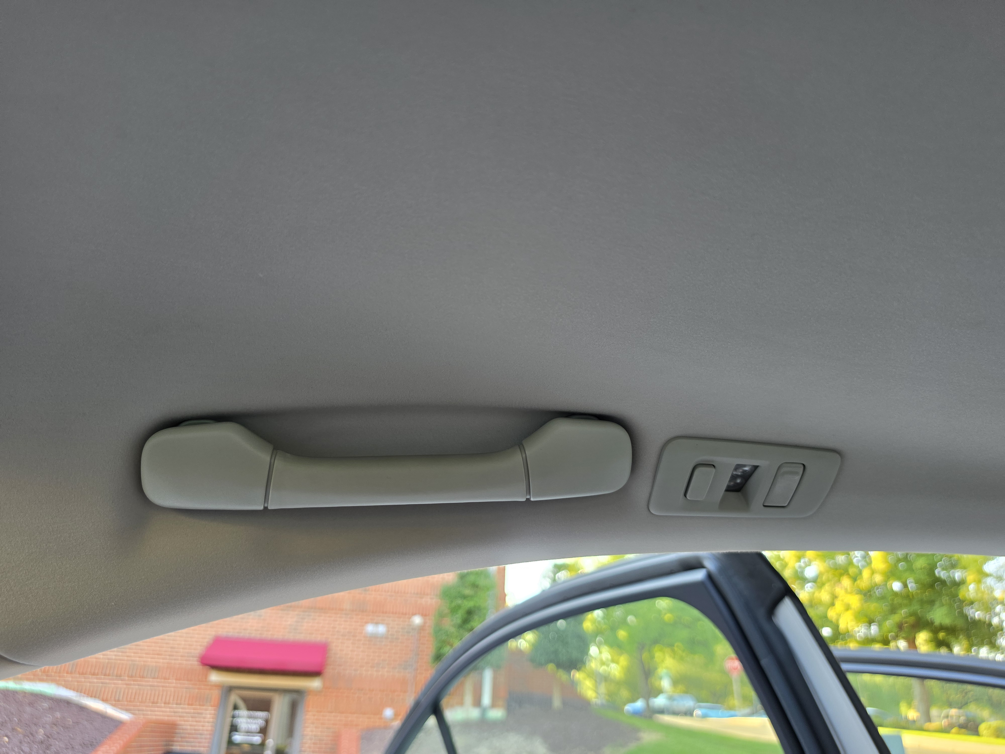 2010 Lexus ES thumbnail 31