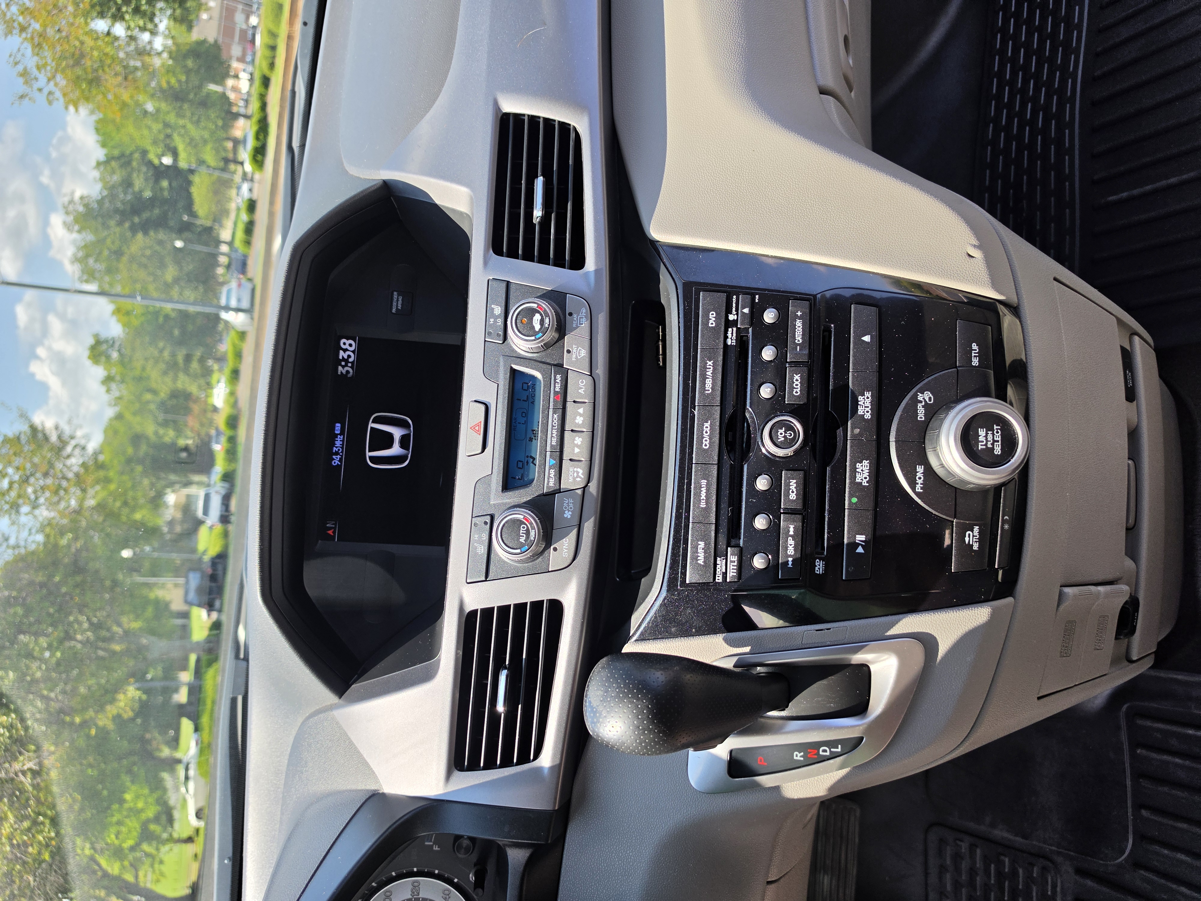 2013 Honda Odyssey thumbnail 16