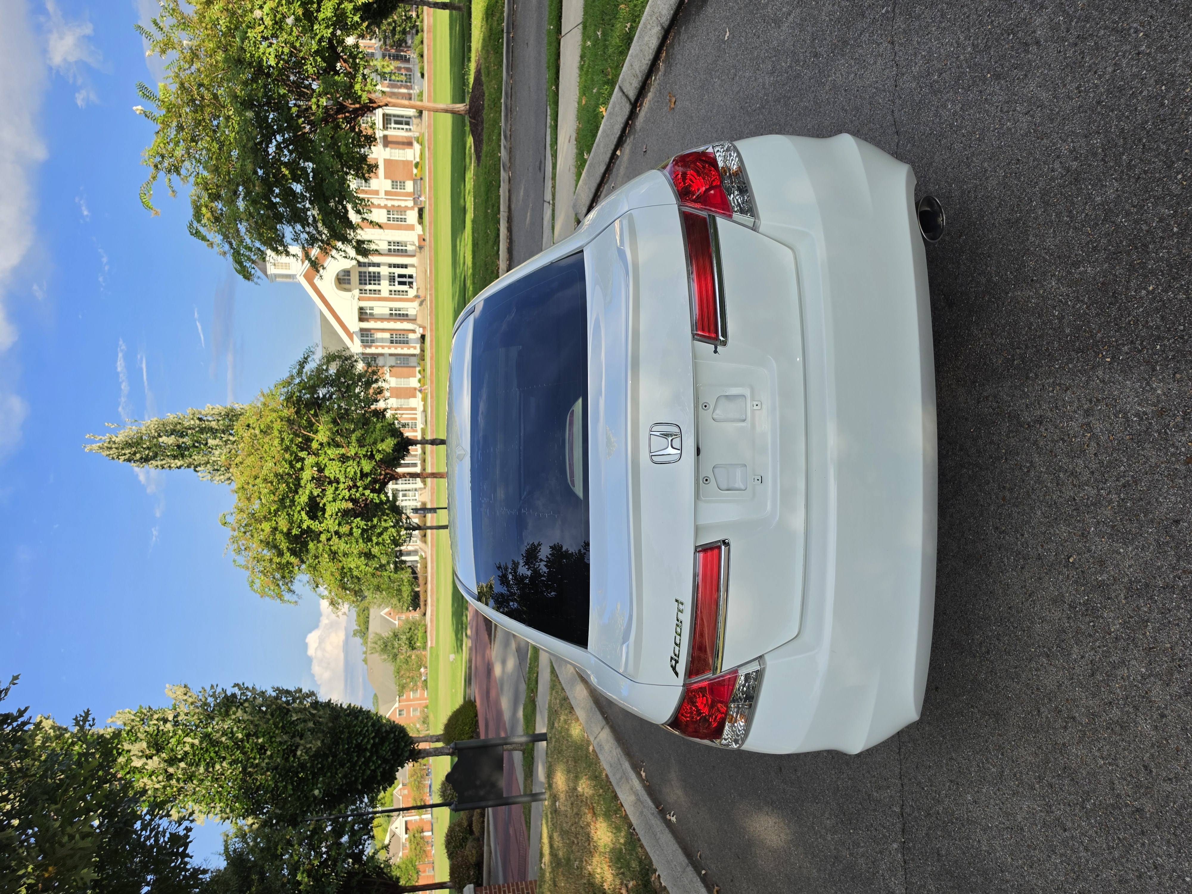 2012 Honda Accord thumbnail 38