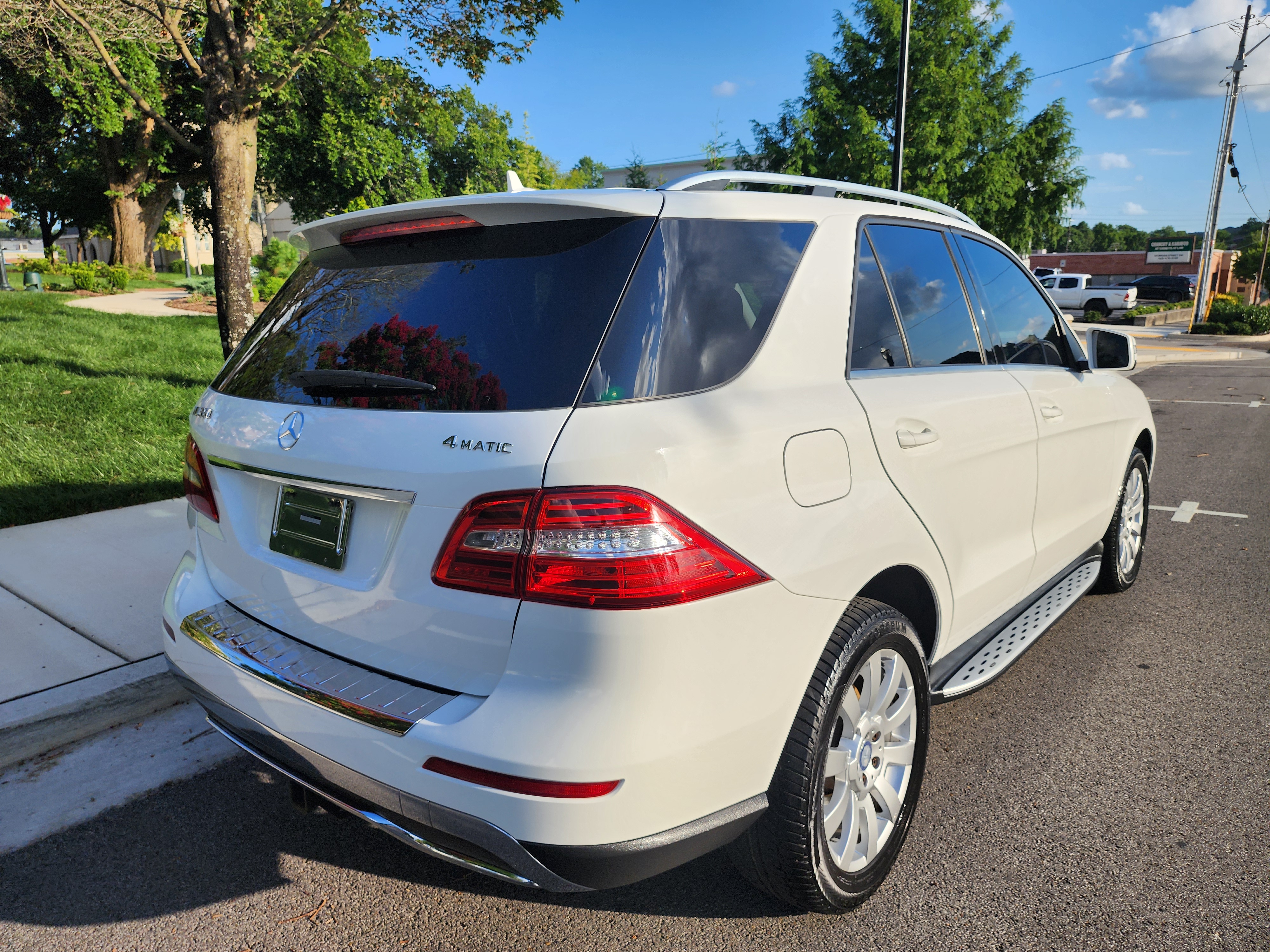 2014 Mercedes-Benz M-Class thumbnail 10