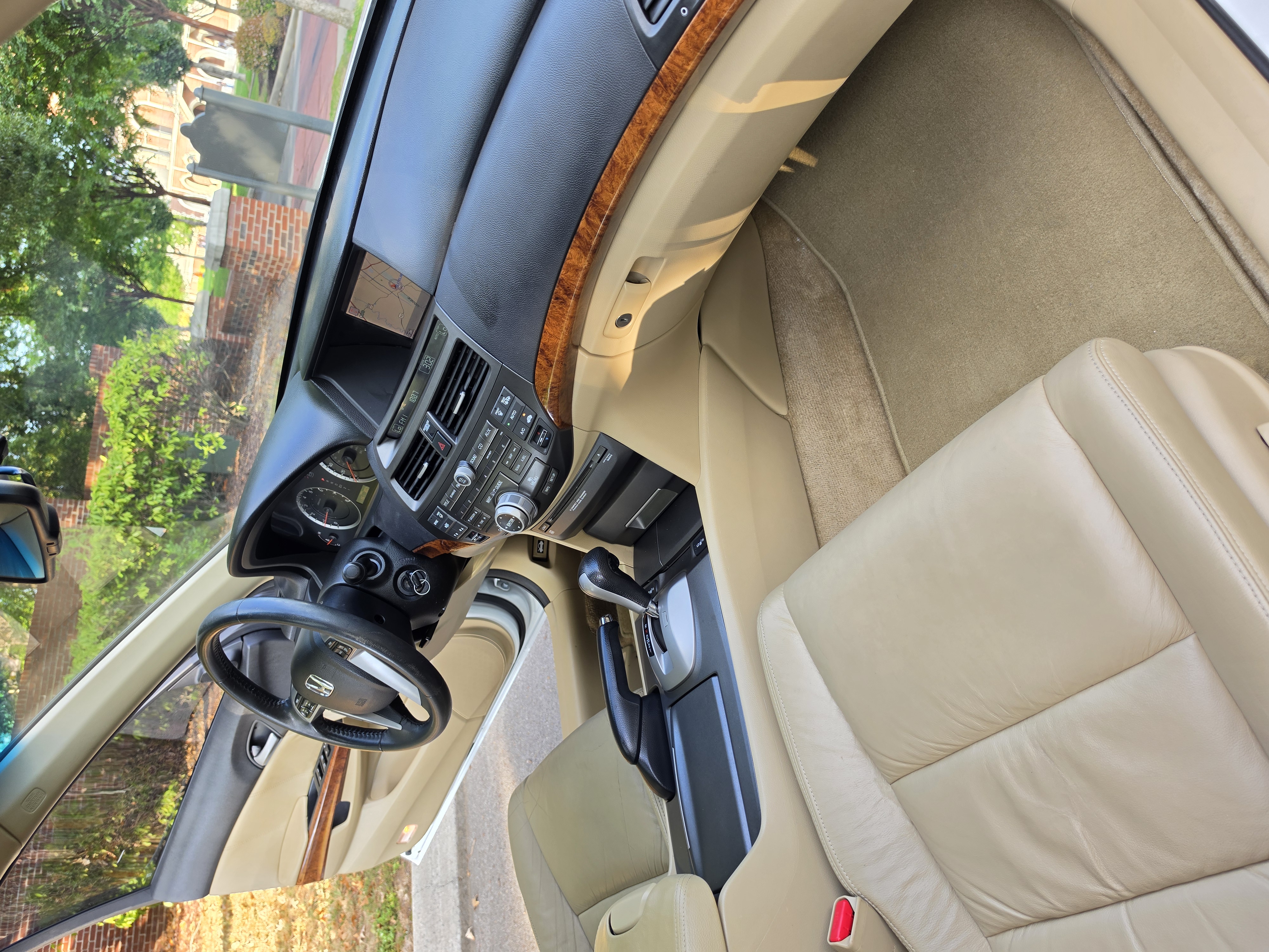 2012 Honda Accord thumbnail 25